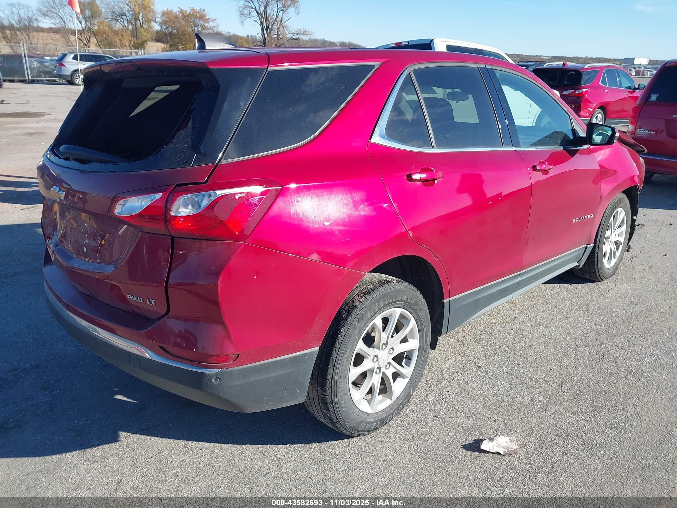 CHEVROLET EQUINOX image 4
