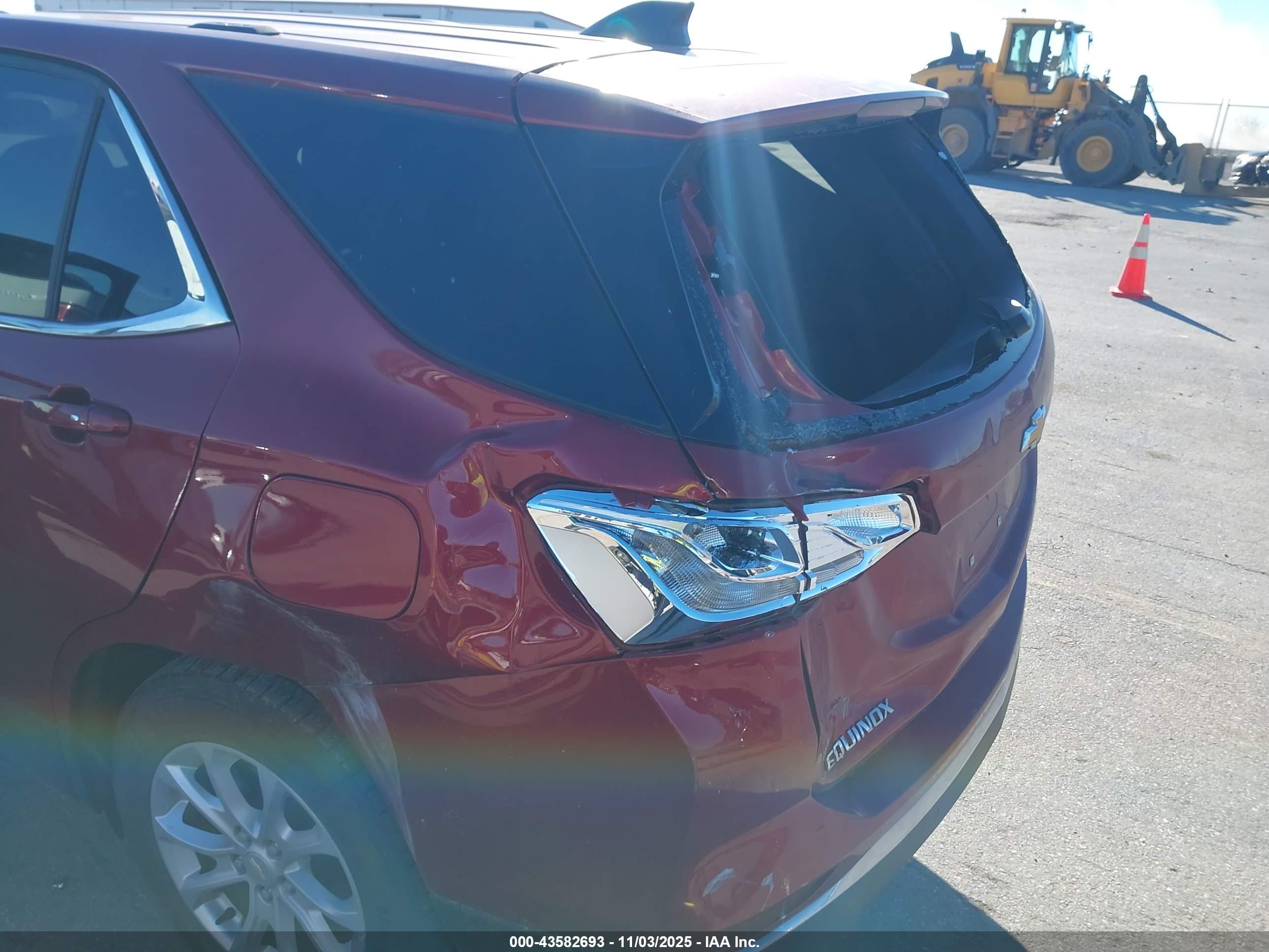 CHEVROLET EQUINOX image 6
