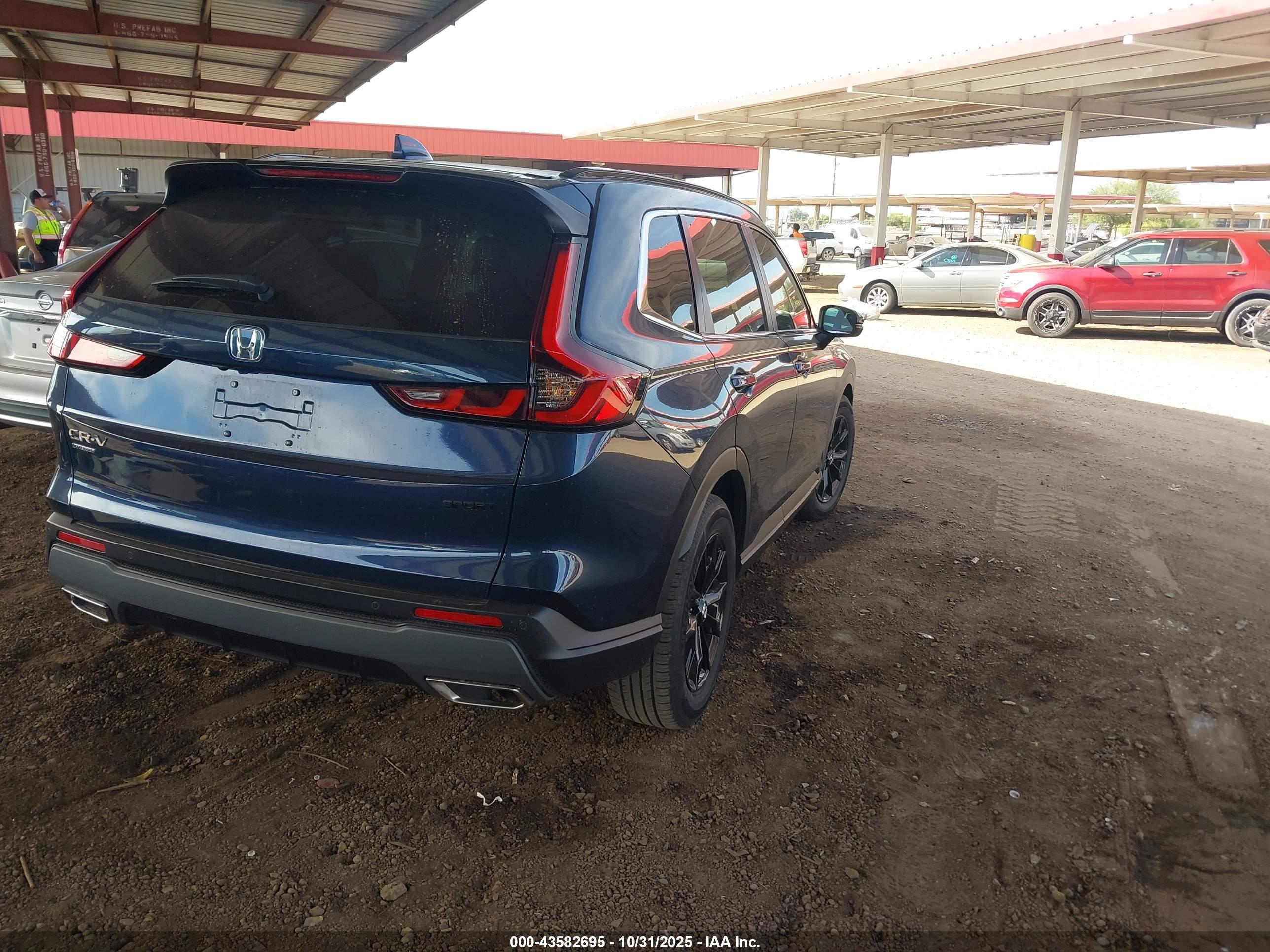 HONDA CR-V image 4