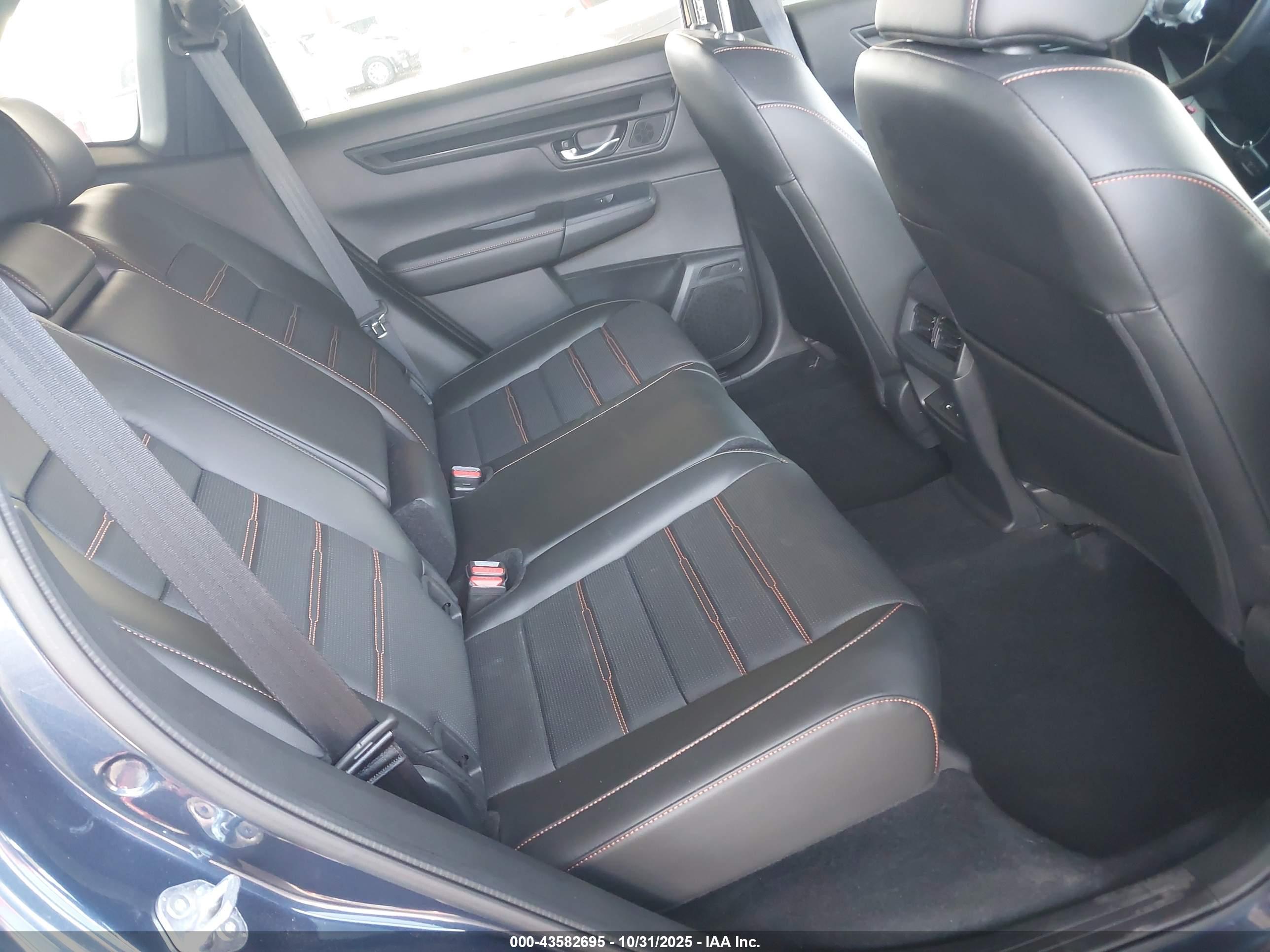 HONDA CR-V image 8