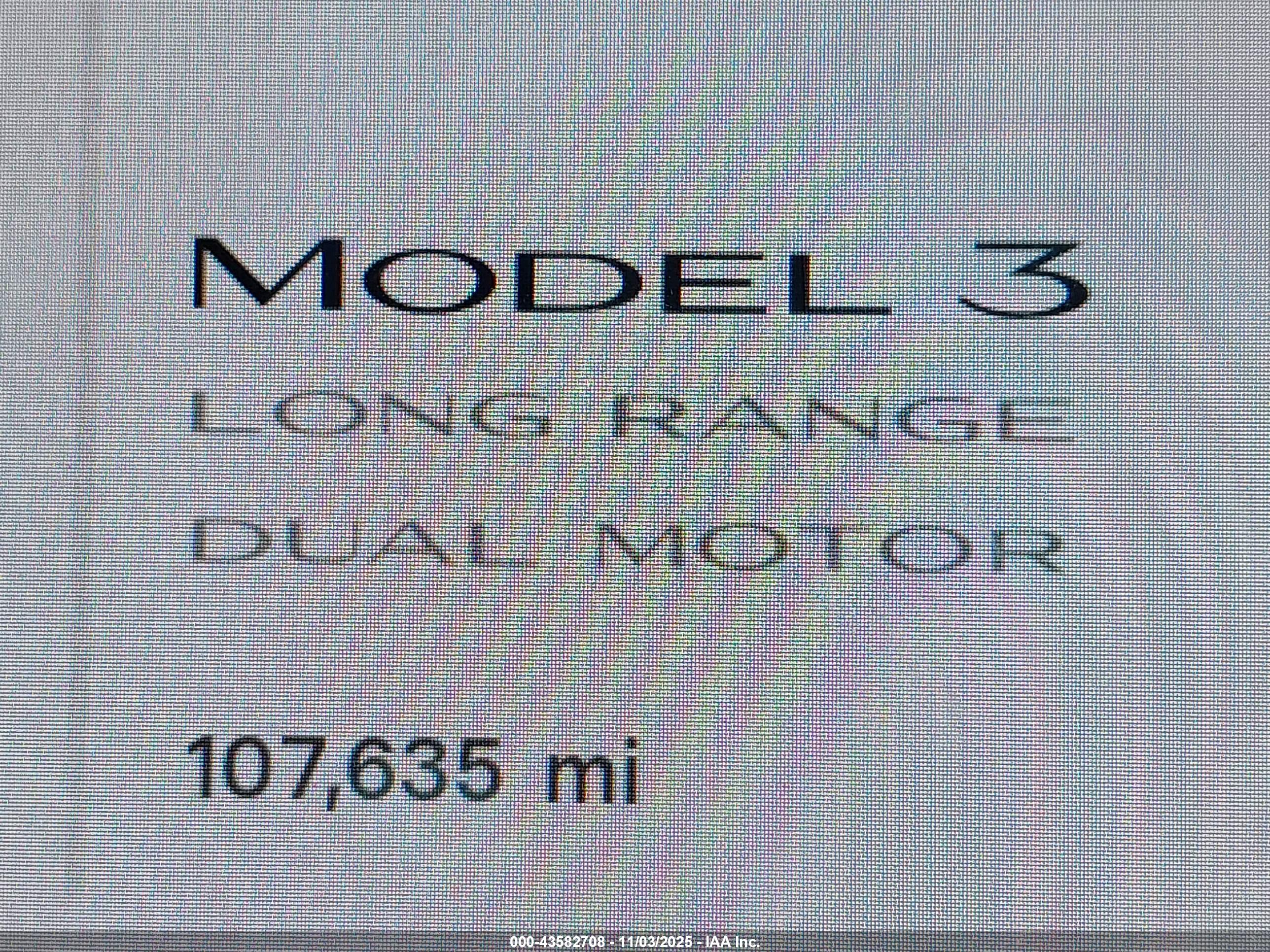 TESLA MODEL image 7