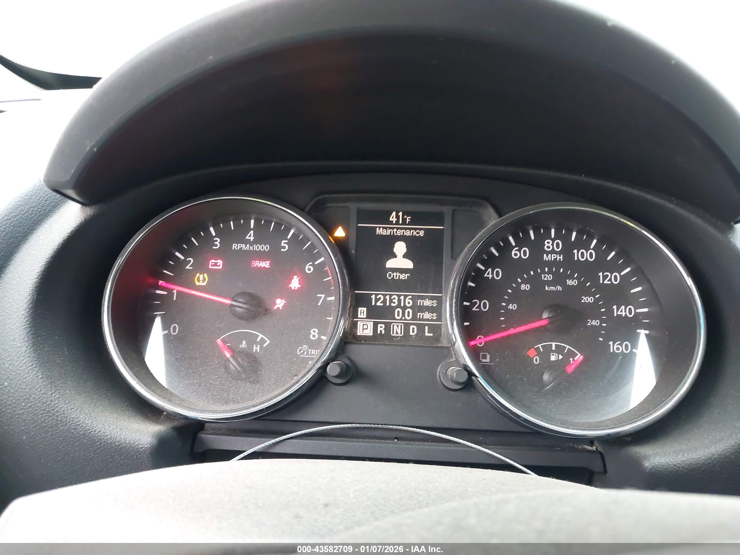 NISSAN ROGUE image 7