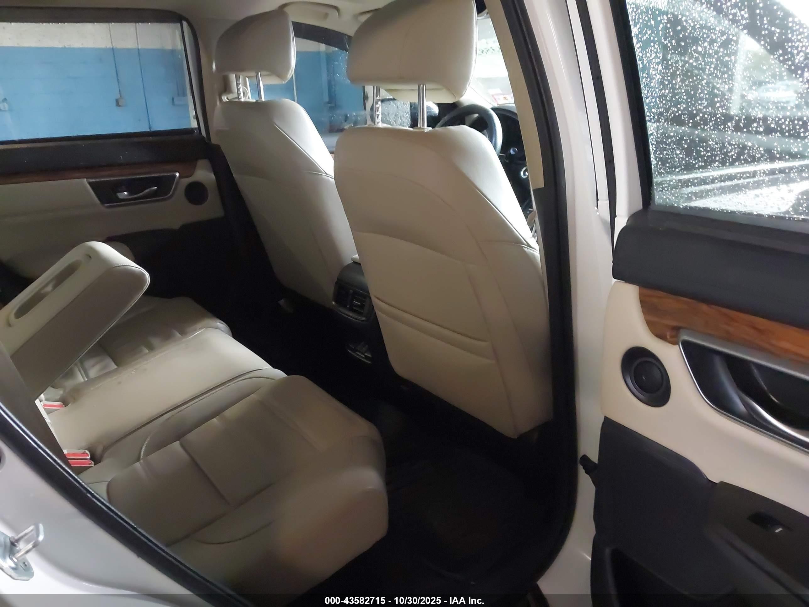 HONDA CR-V image 8