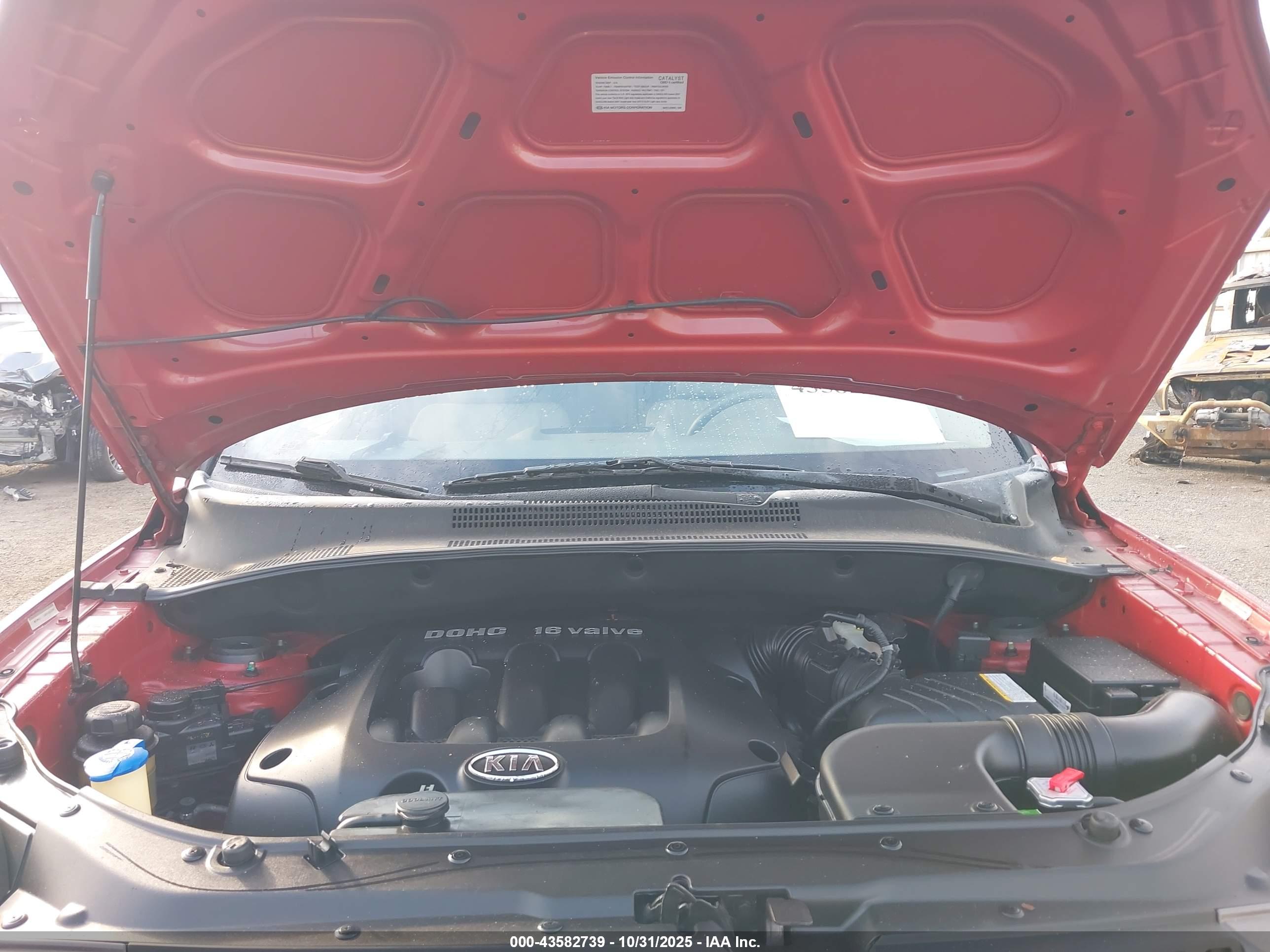 KIA SPORTAGE image 10