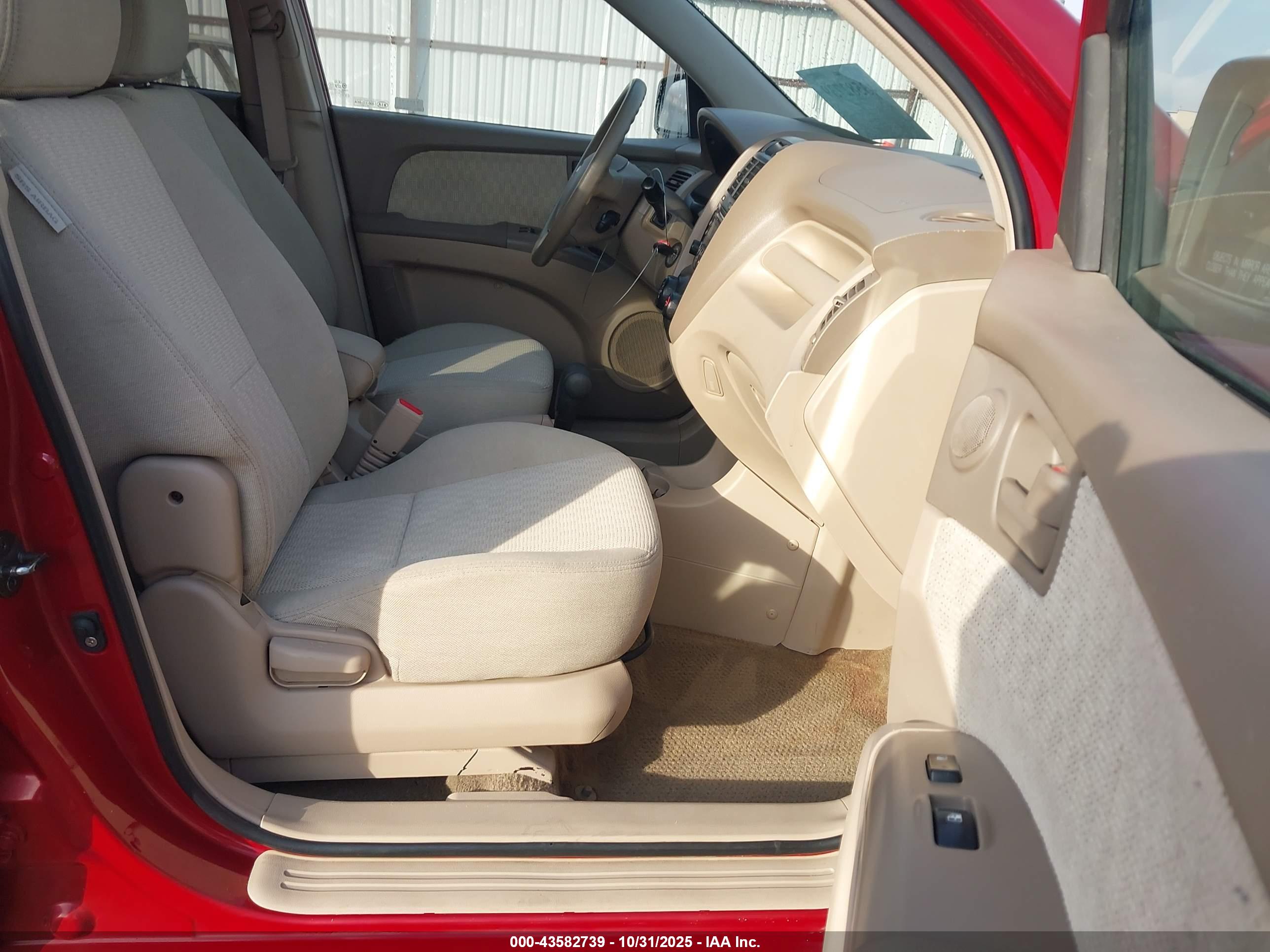 KIA SPORTAGE image 5