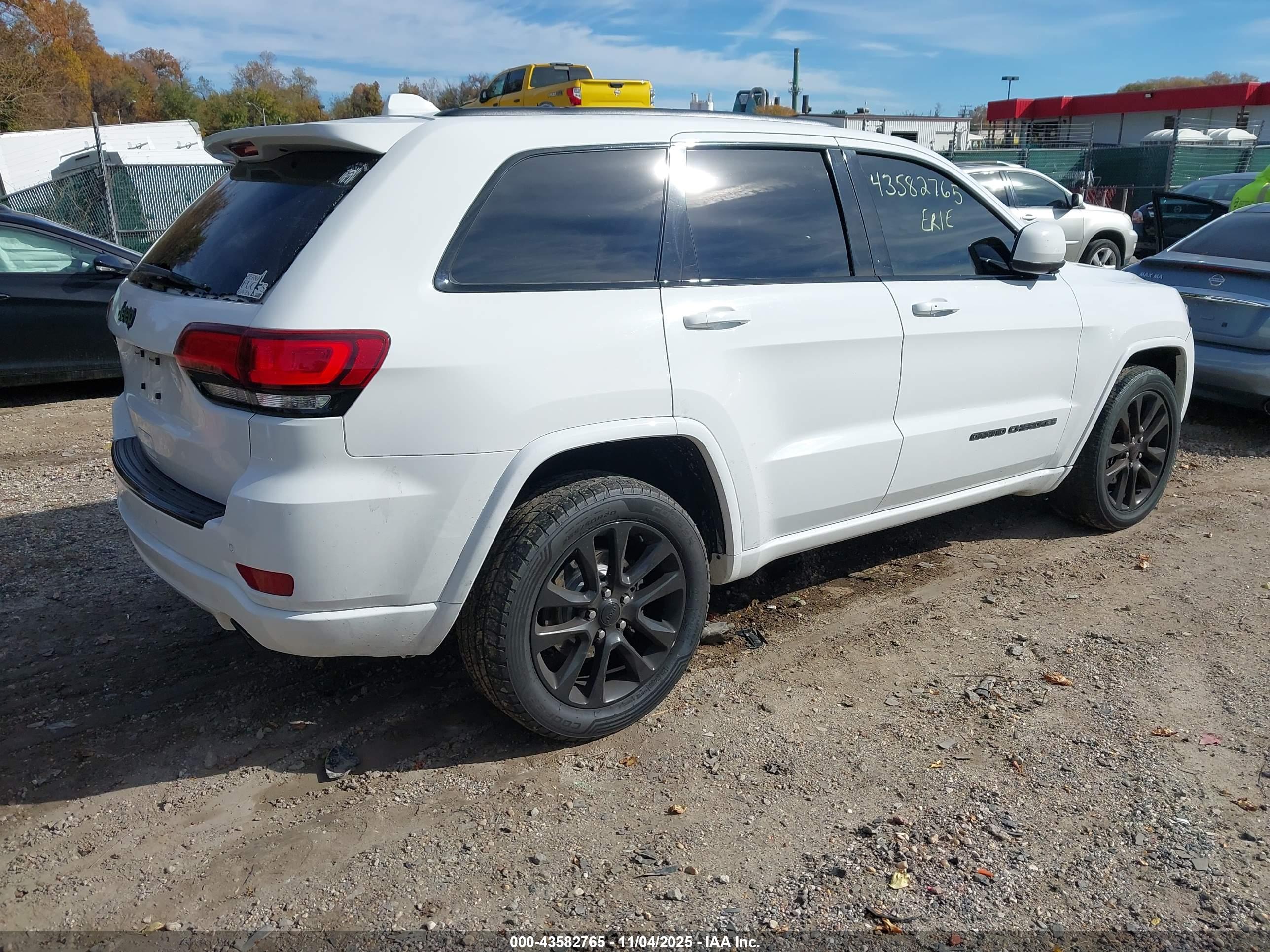 JEEP GRAND image 4