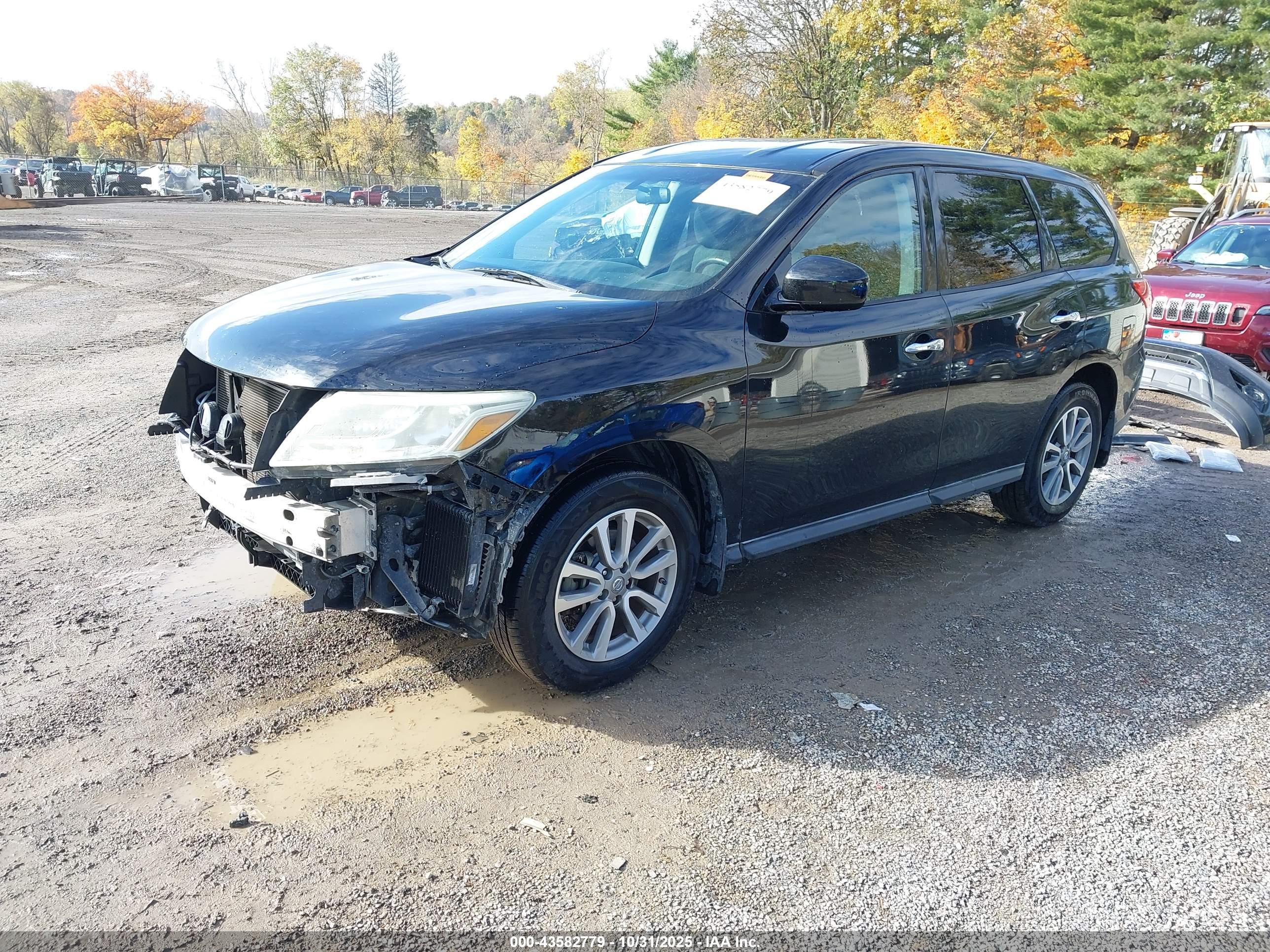 NISSAN PATHFINDER image 2