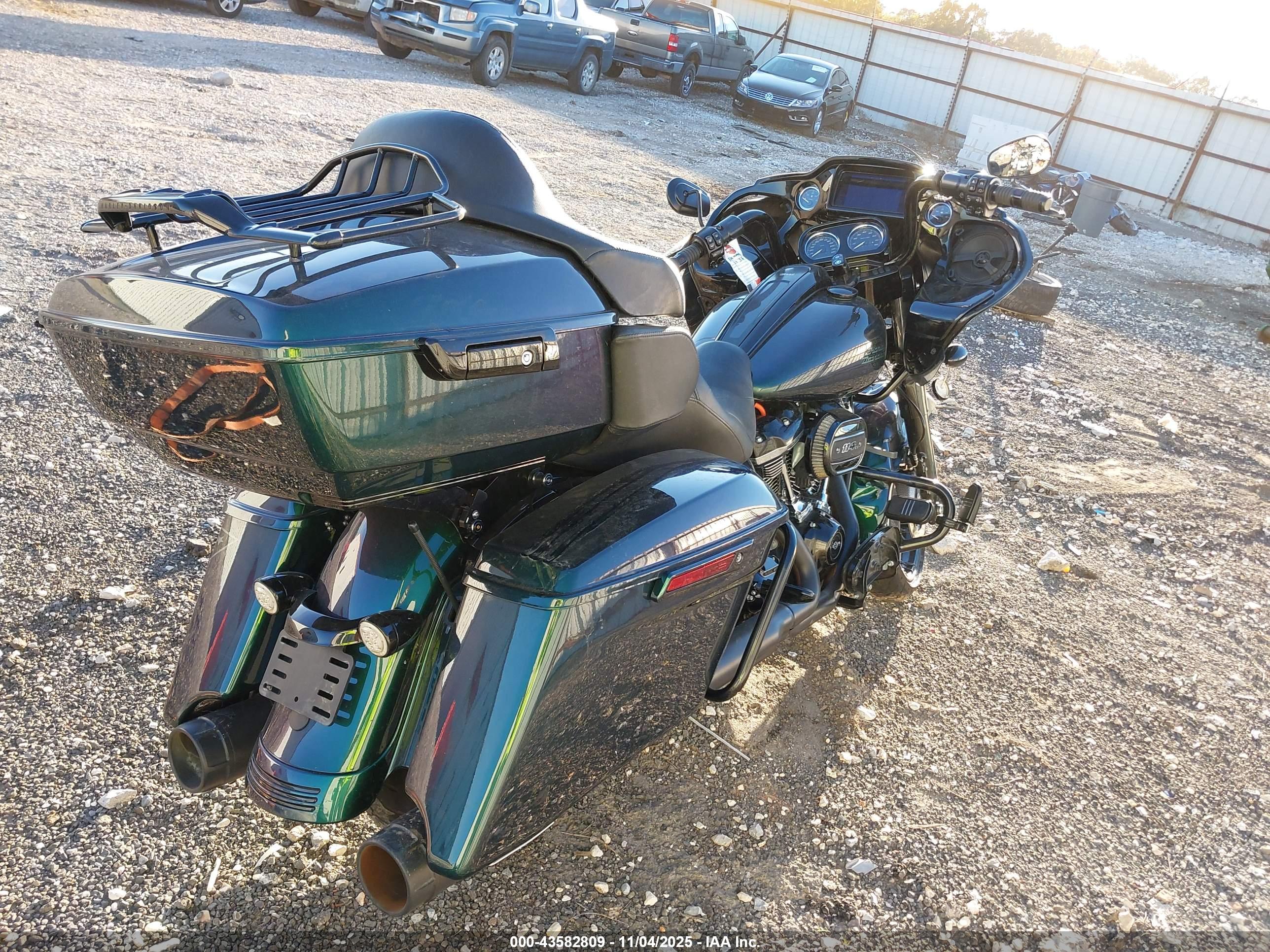 HARLEY-DAVIDSON FLTRXS image 4