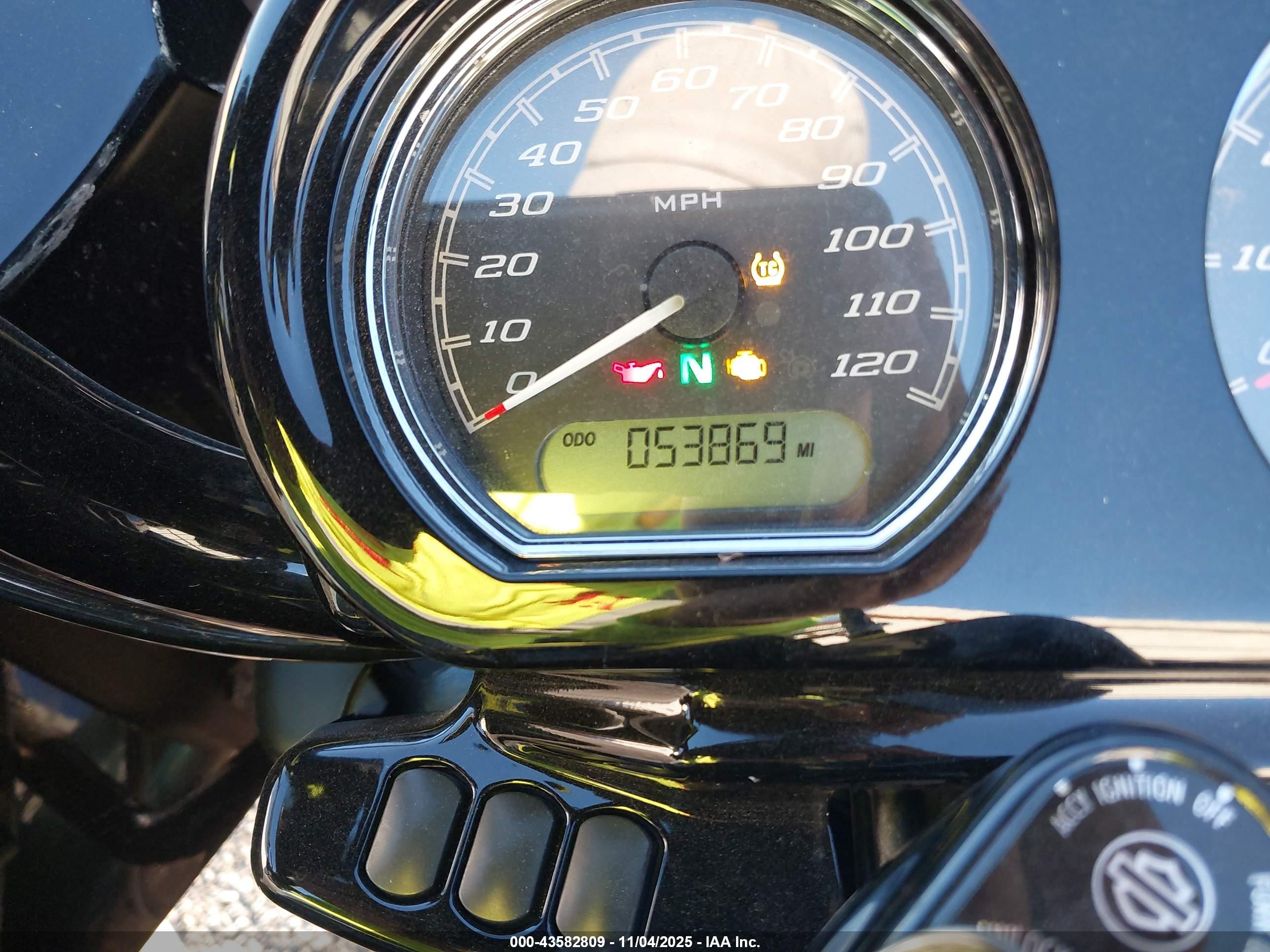 HARLEY-DAVIDSON FLTRXS image 7