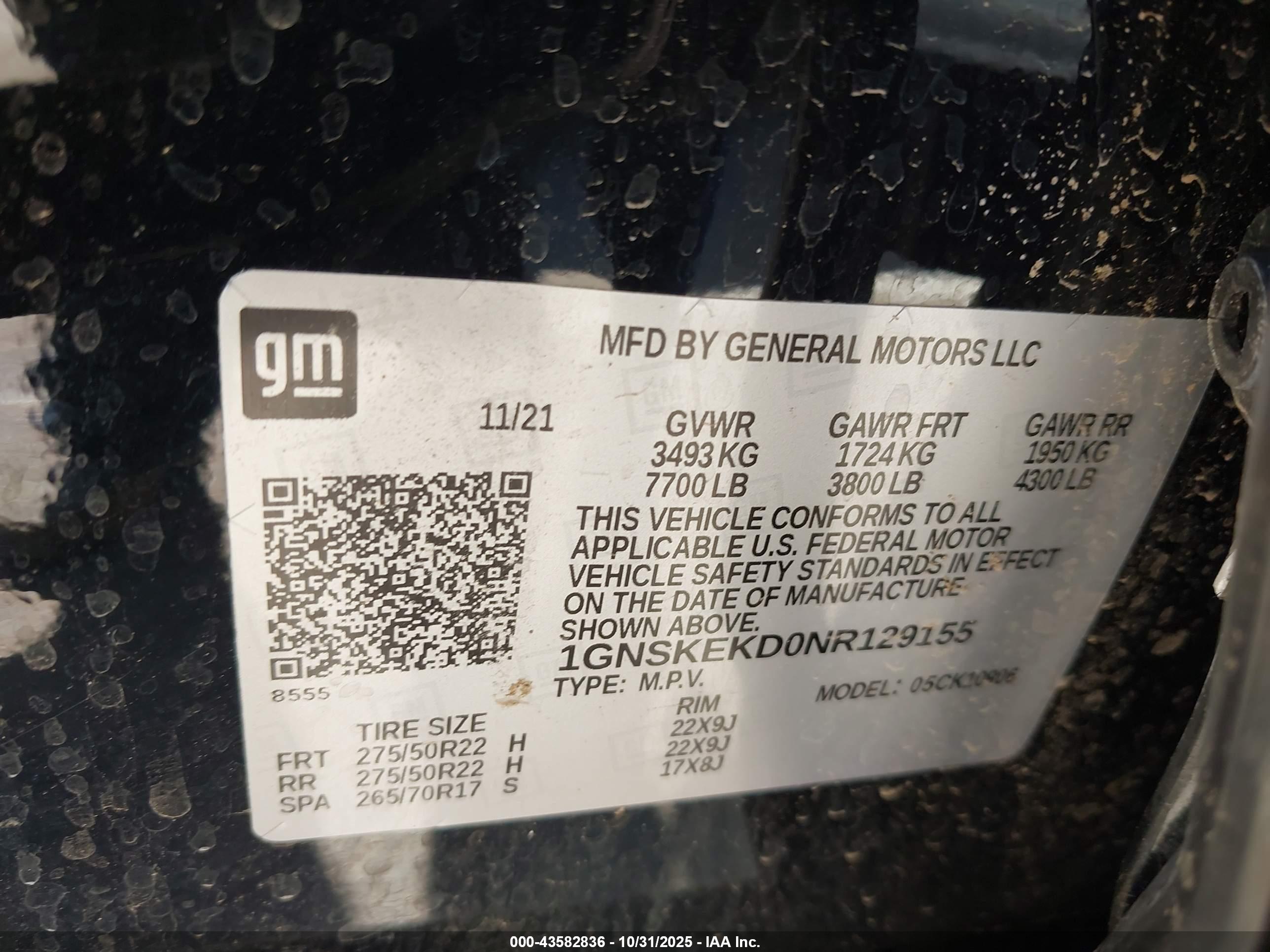 CHEVROLET SUBURBAN image 9
