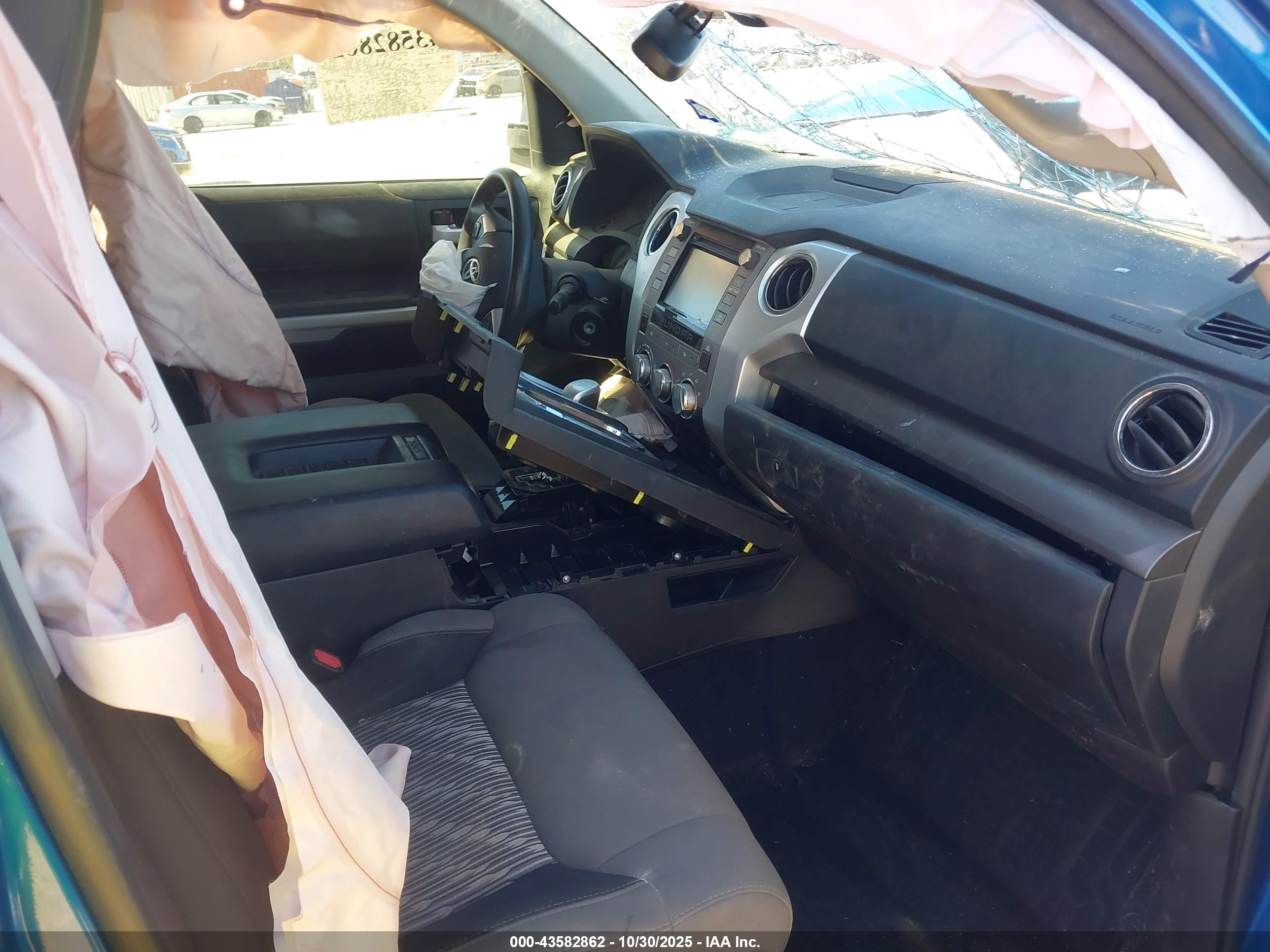 TOYOTA TUNDRA image 5