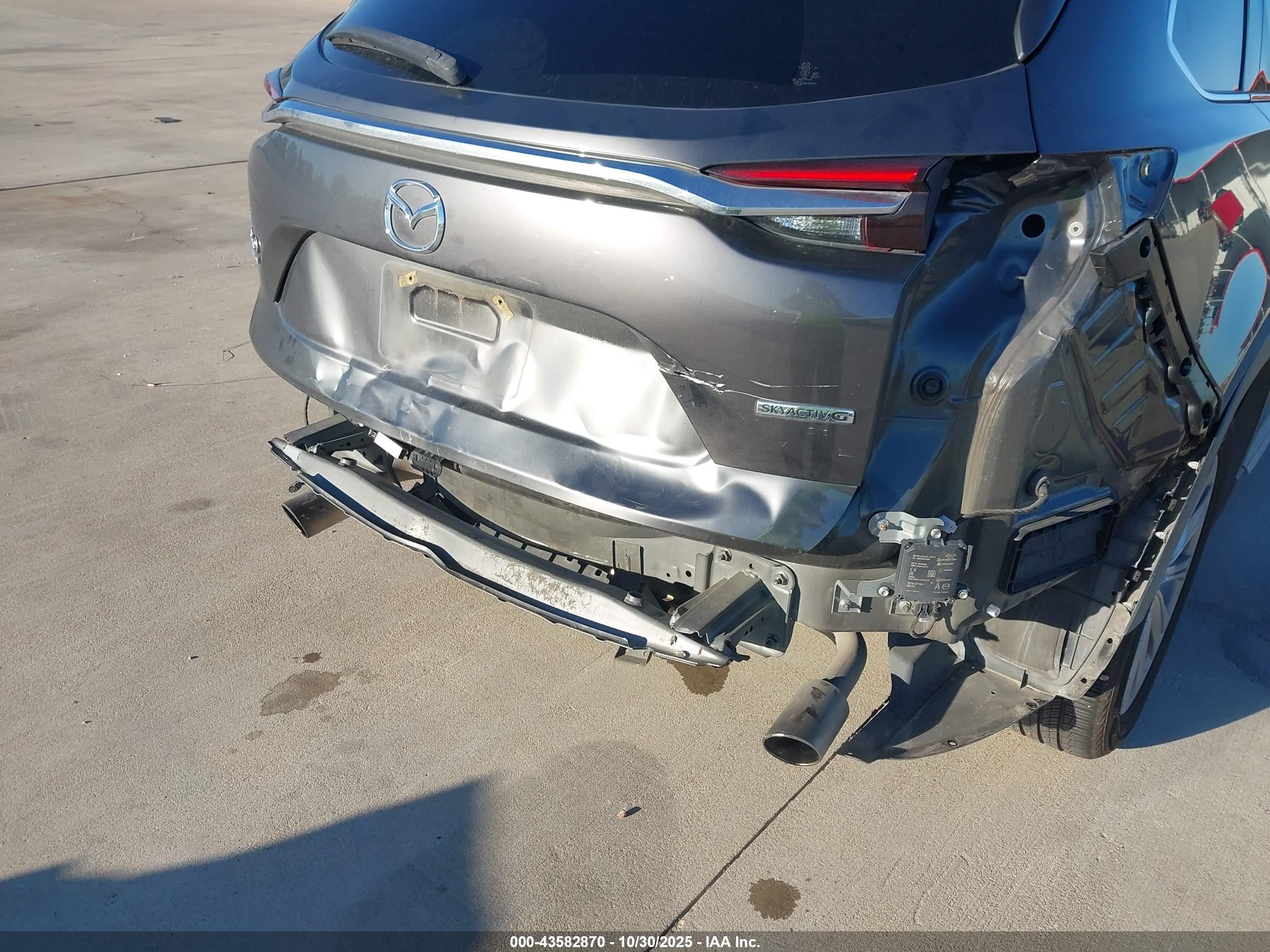 MAZDA CX-9 image 6