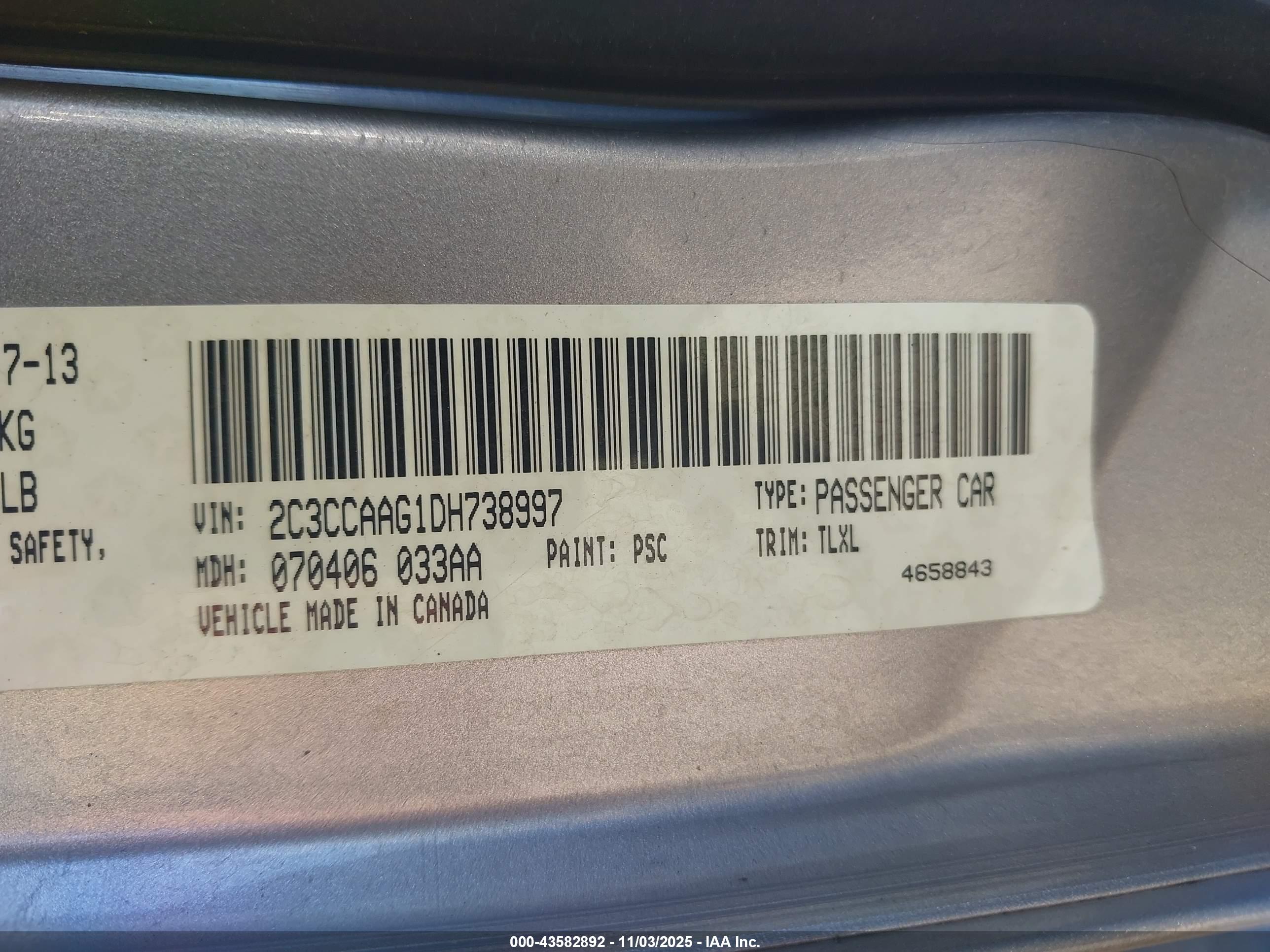 CHRYSLER 300 image 9