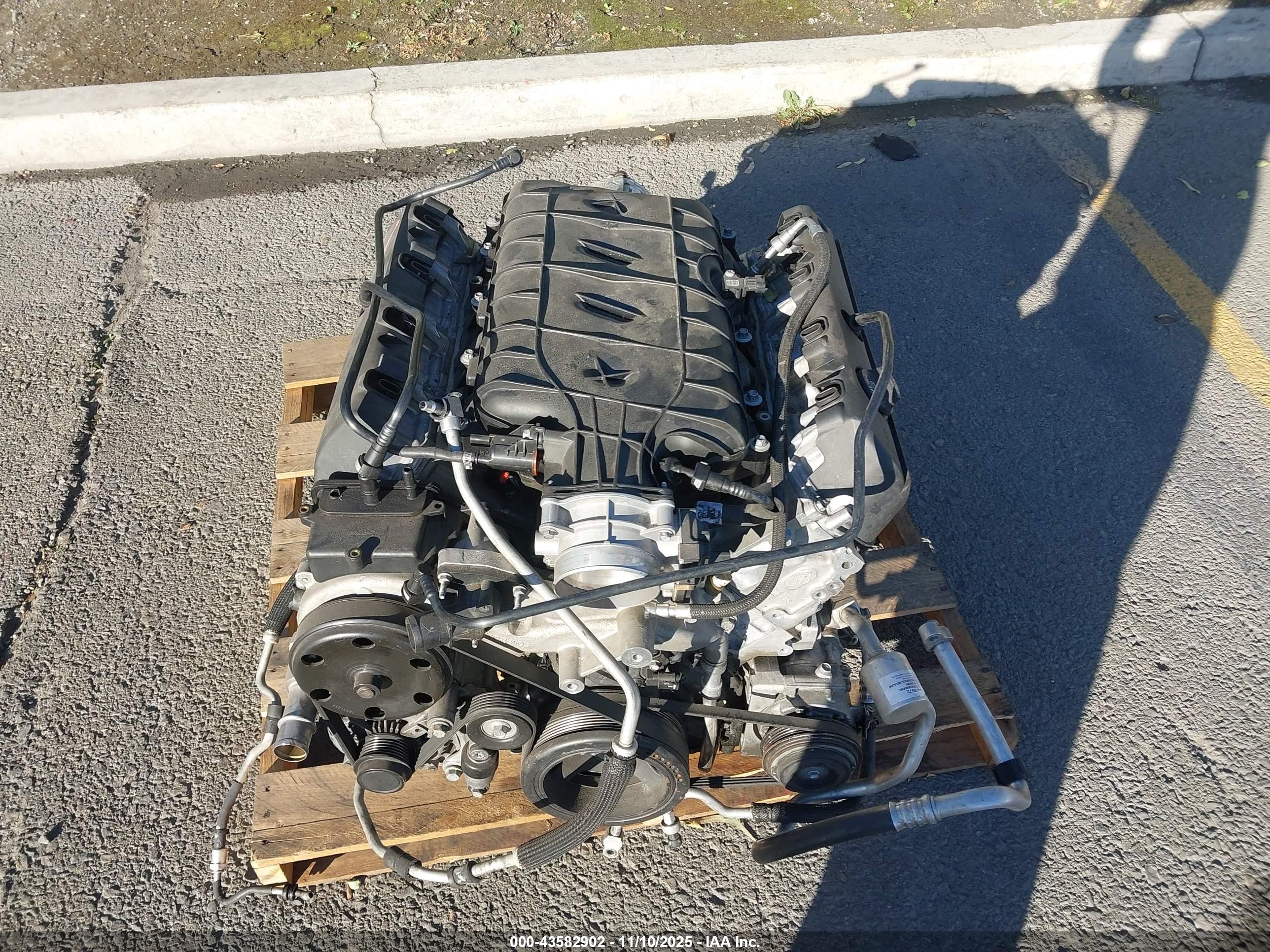 CHEVROLET CAMARO image 10