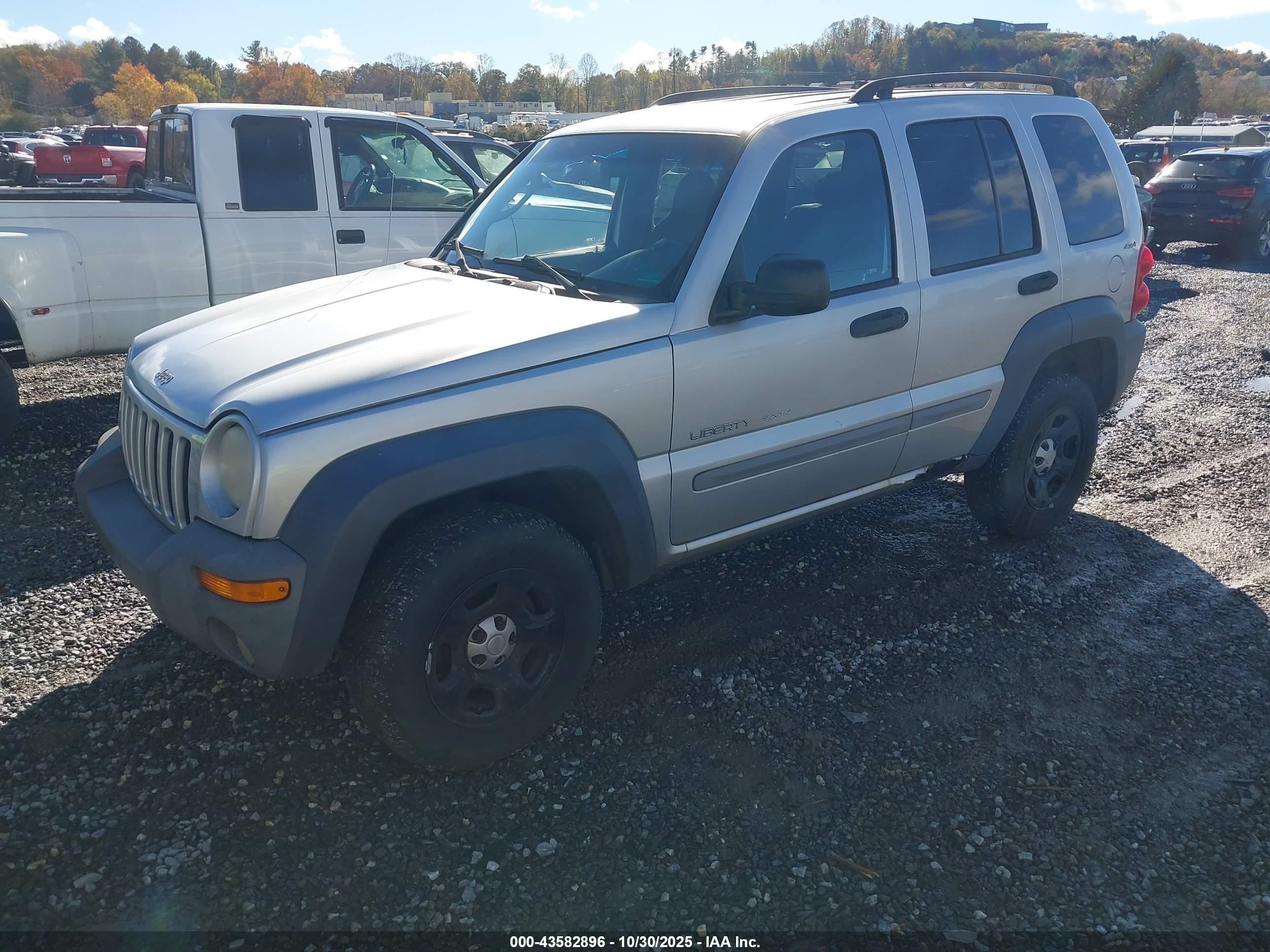 JEEP LIBERTY image 2