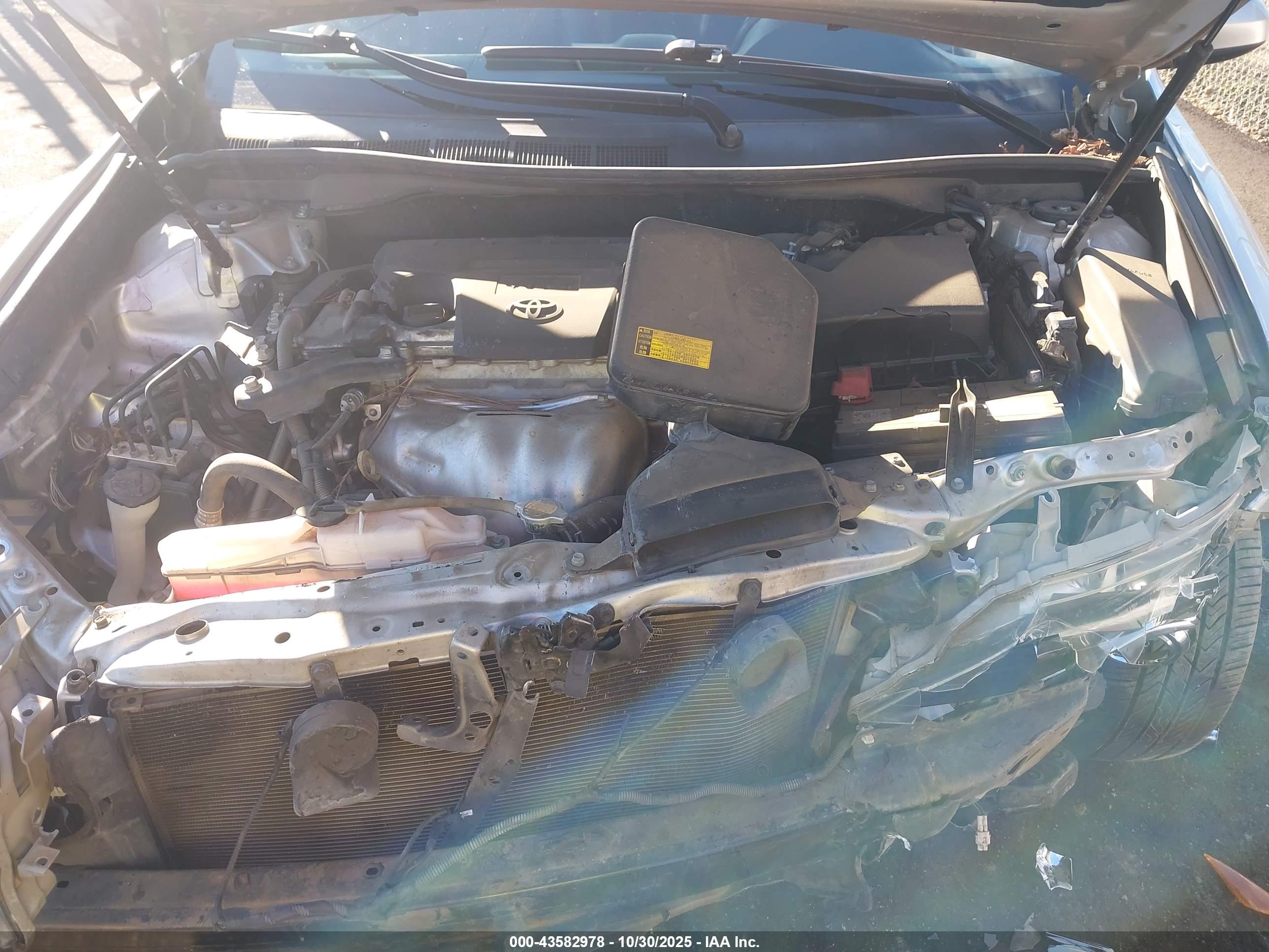 TOYOTA CAMRY image 10