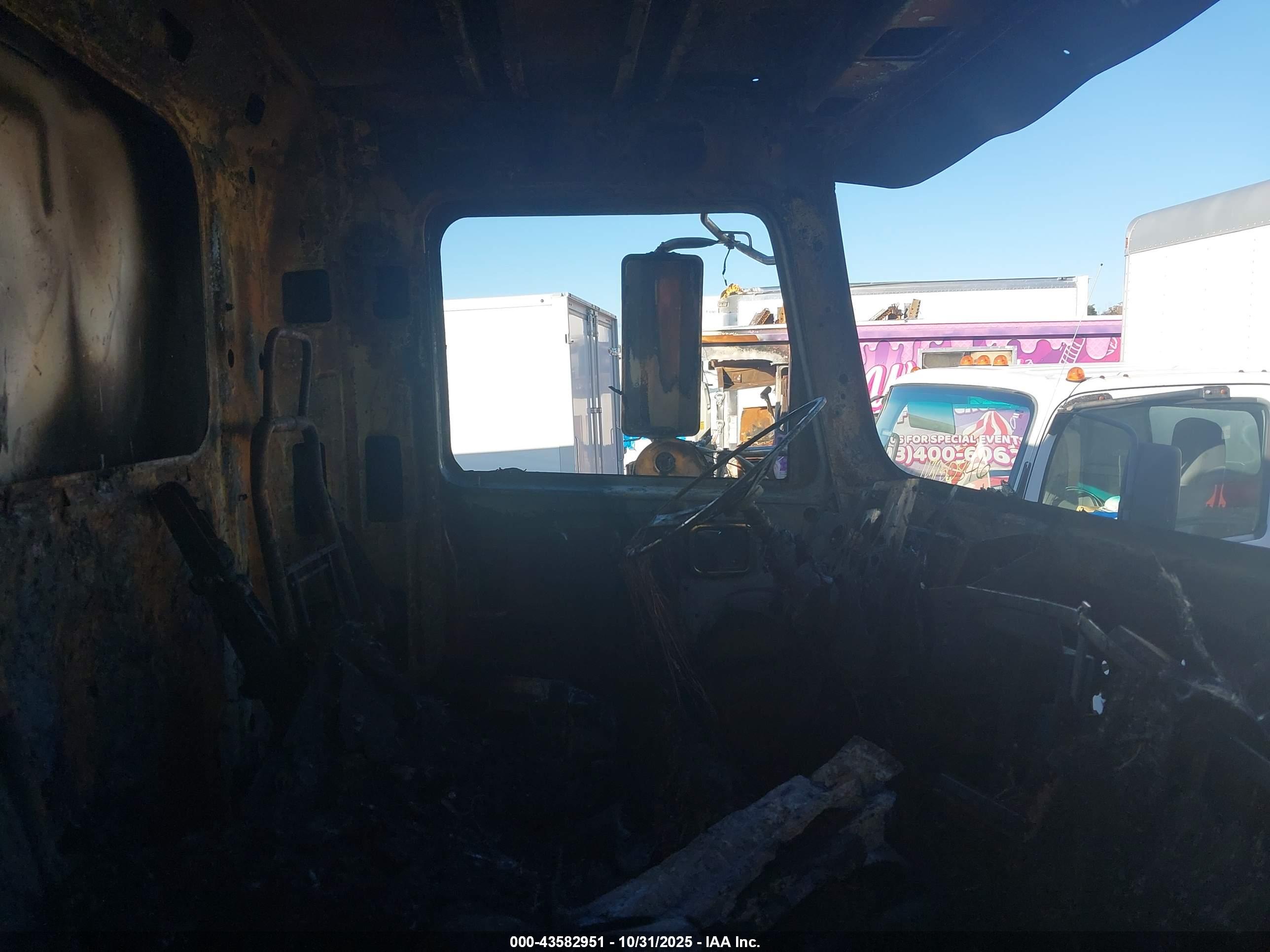 WESTERN STAR/AUTO image 5