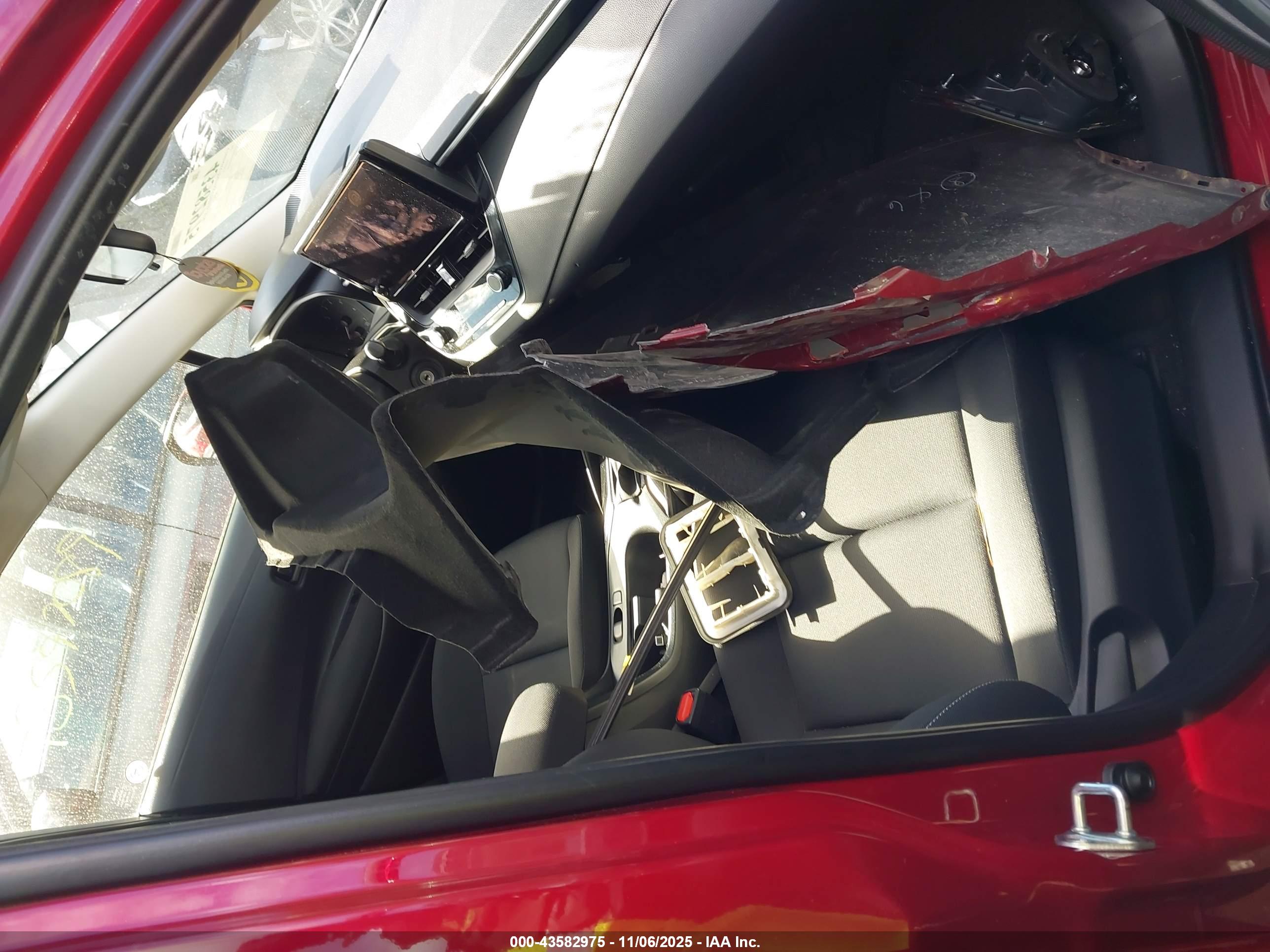 TOYOTA COROLLA image 5