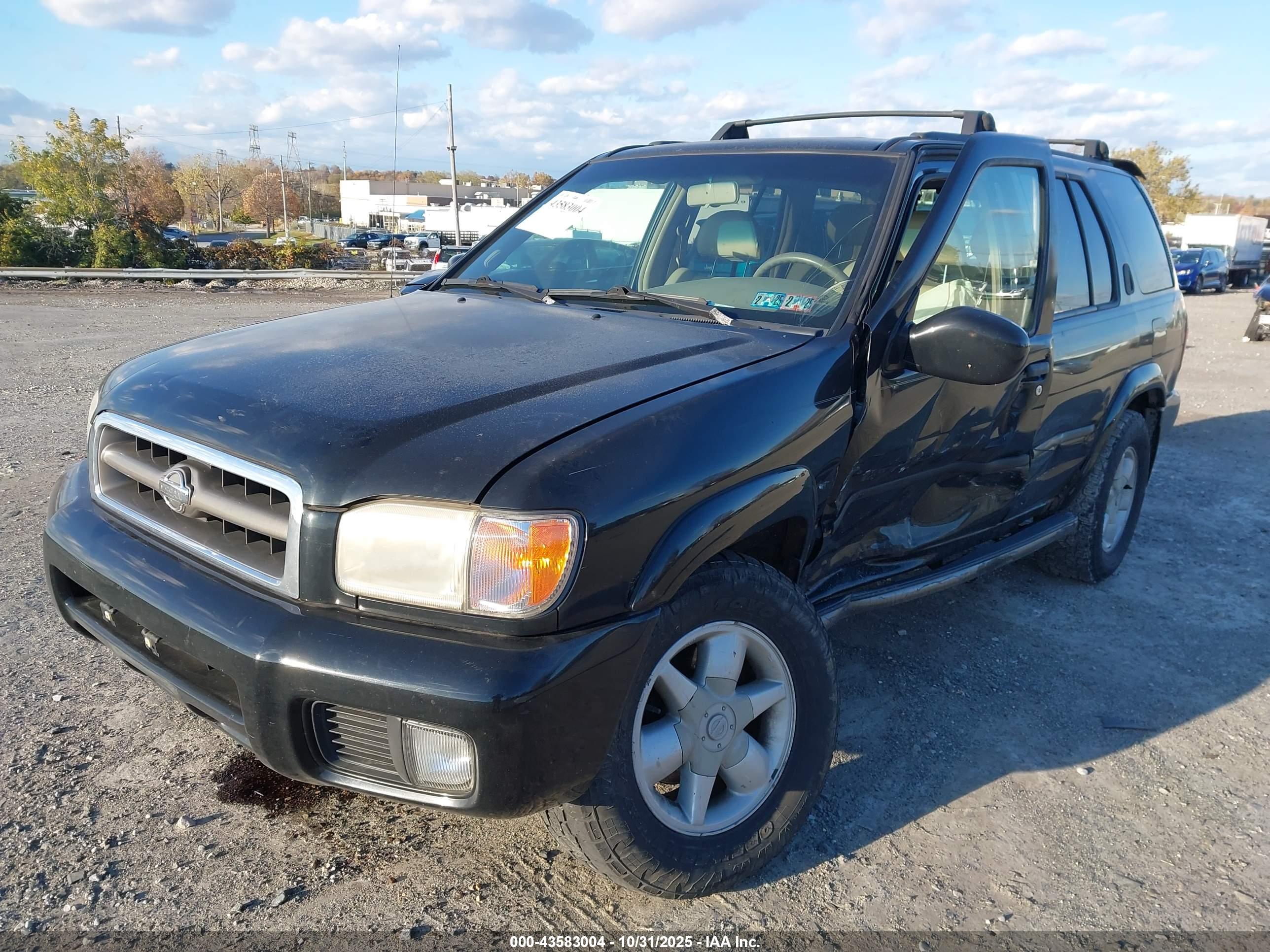 NISSAN PATHFINDER image 2