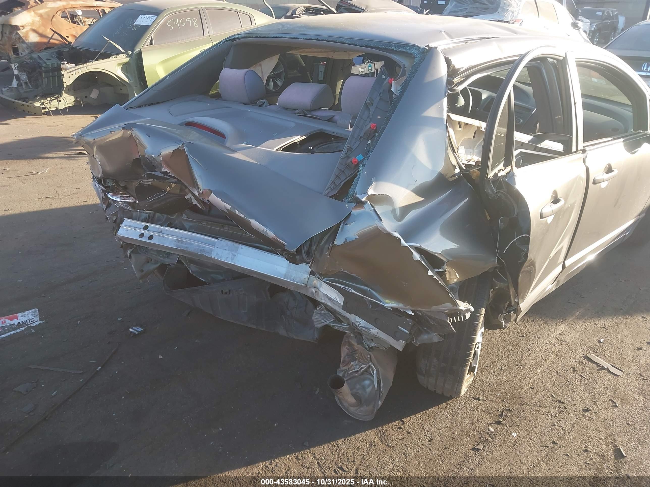 HONDA CIVIC image 6