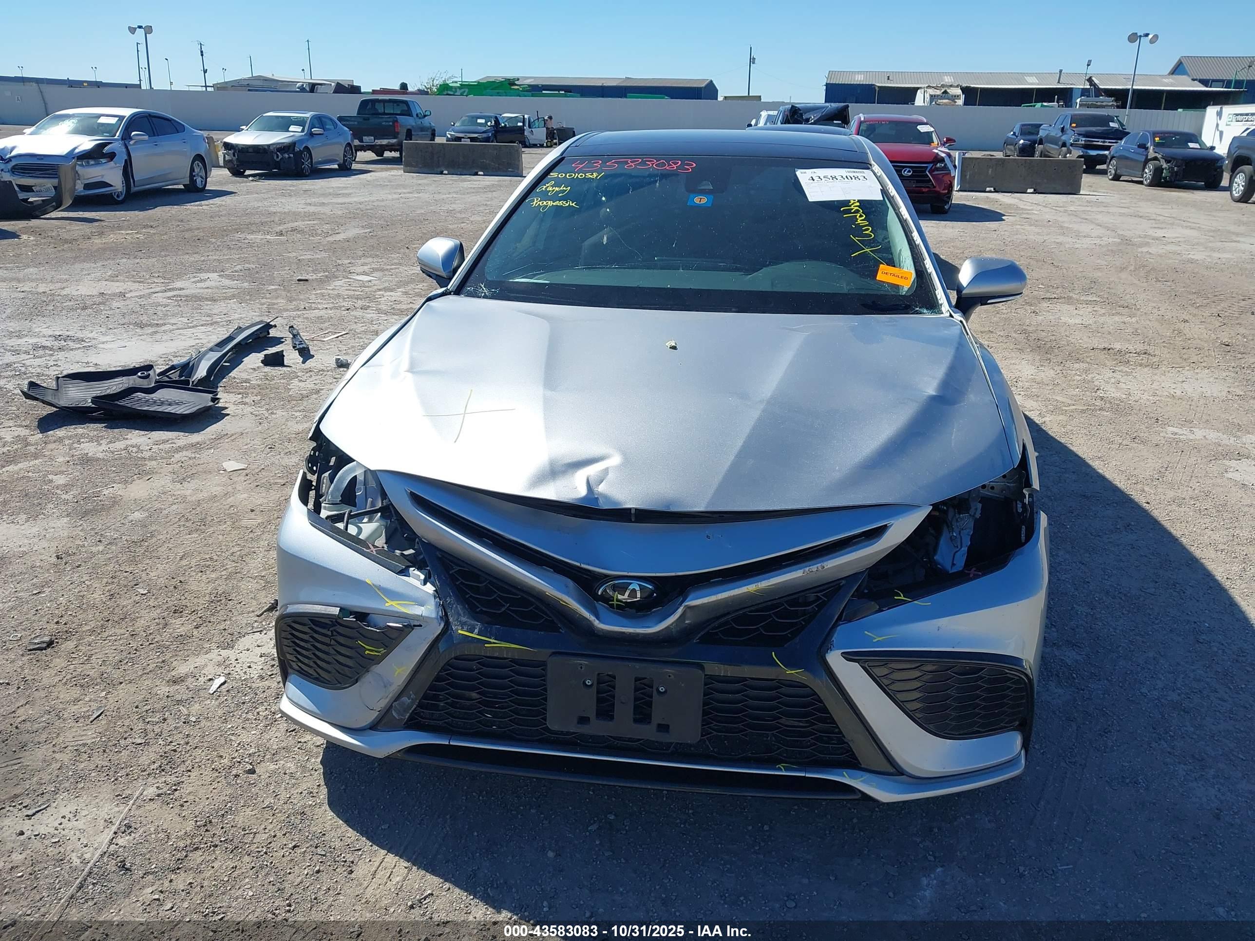 TOYOTA CAMRY image 6