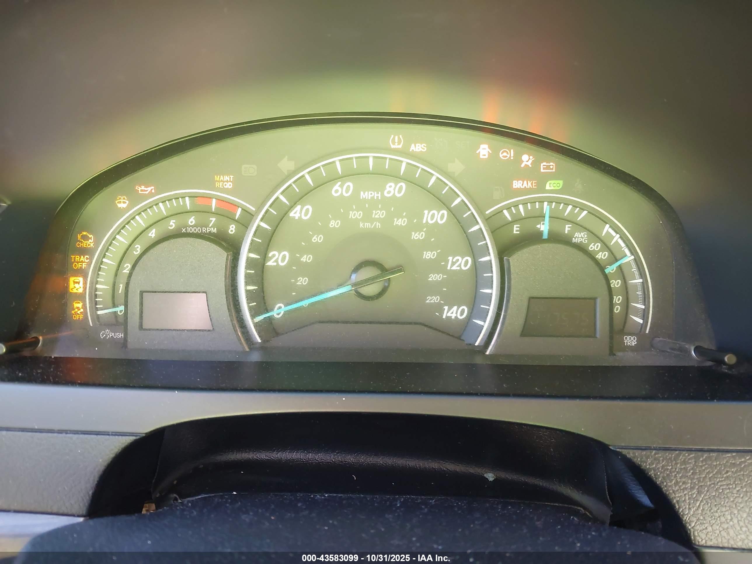 TOYOTA CAMRY image 7