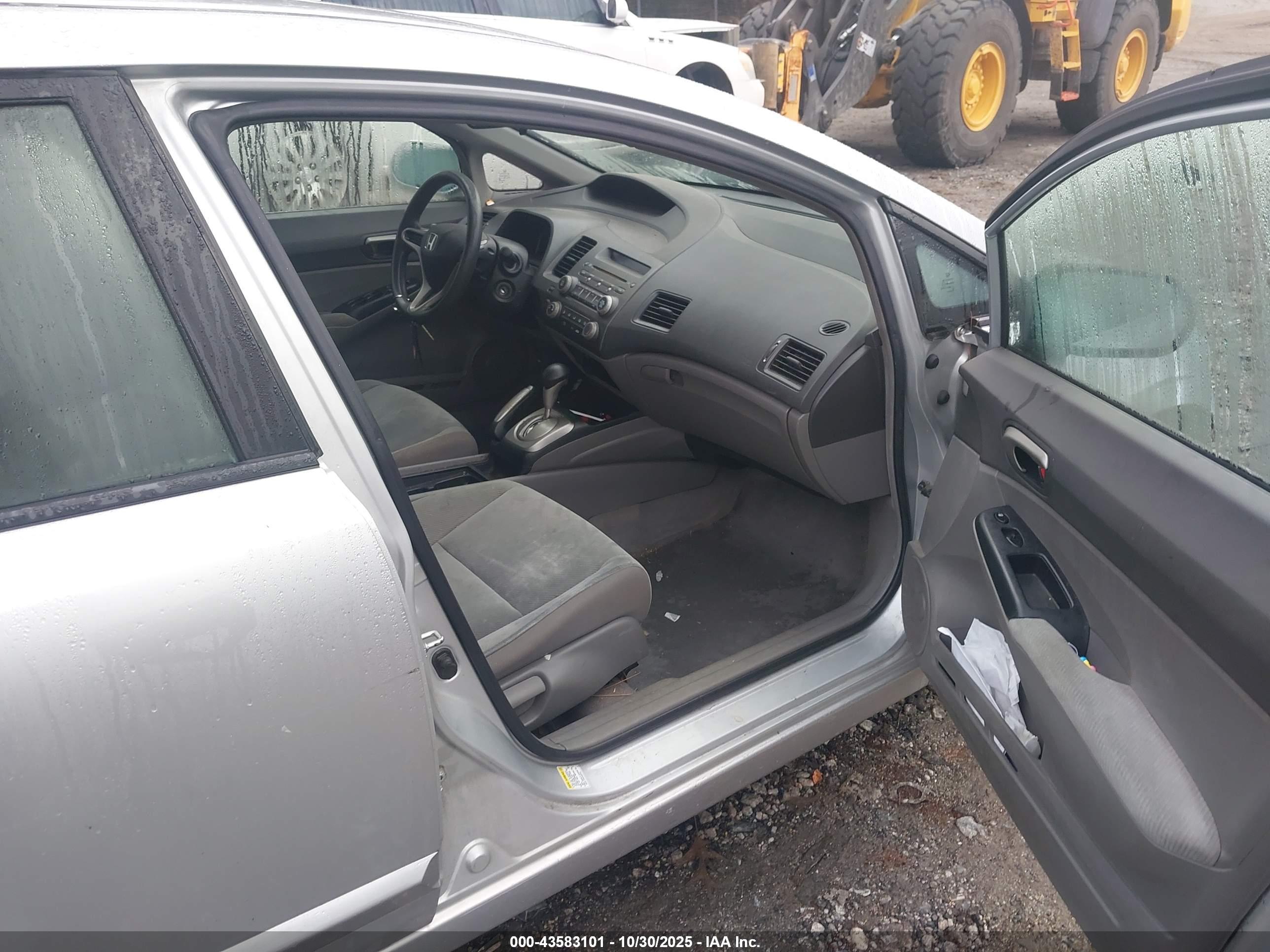 HONDA CIVIC image 5
