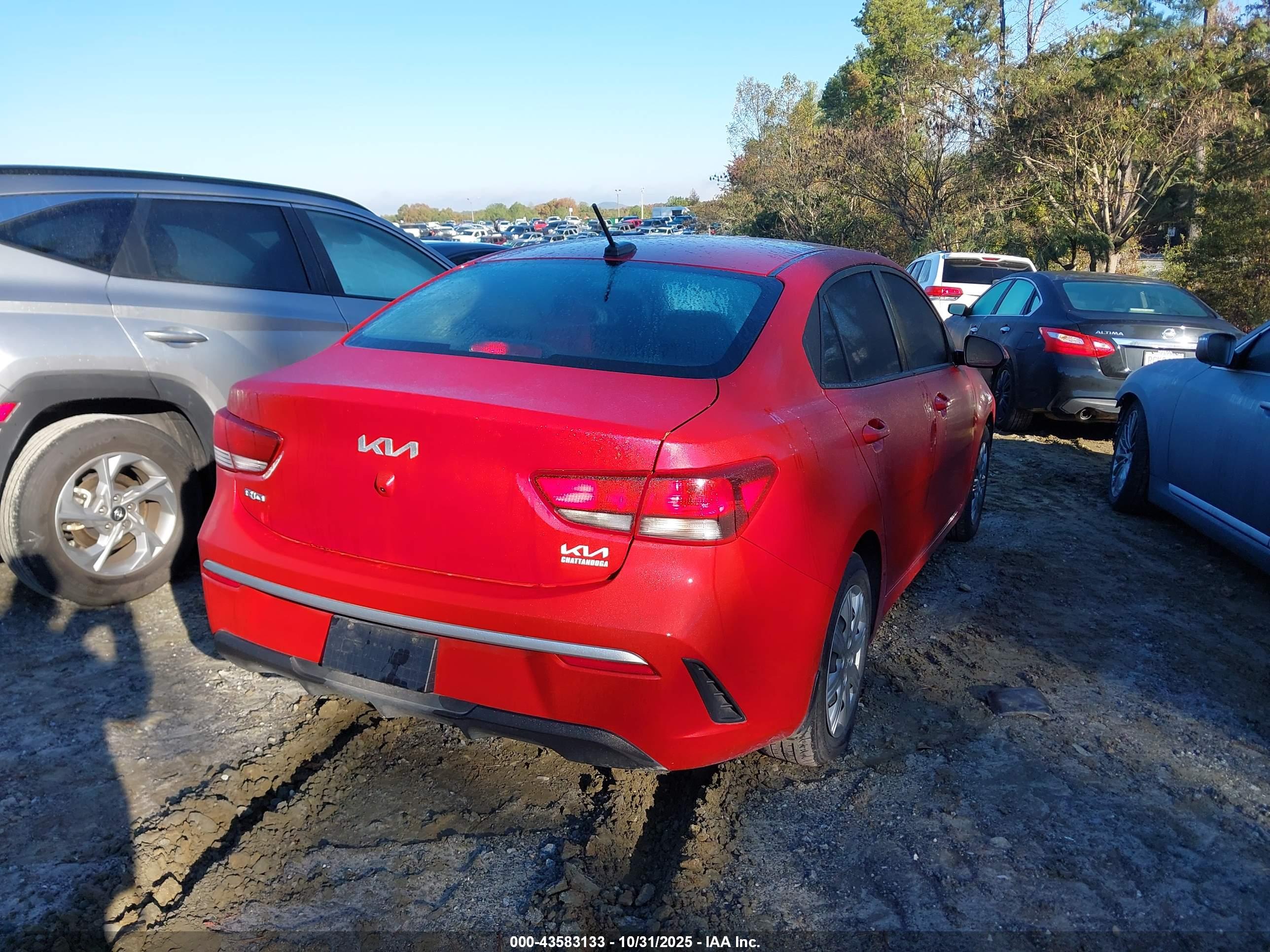 KIA RIO image 4