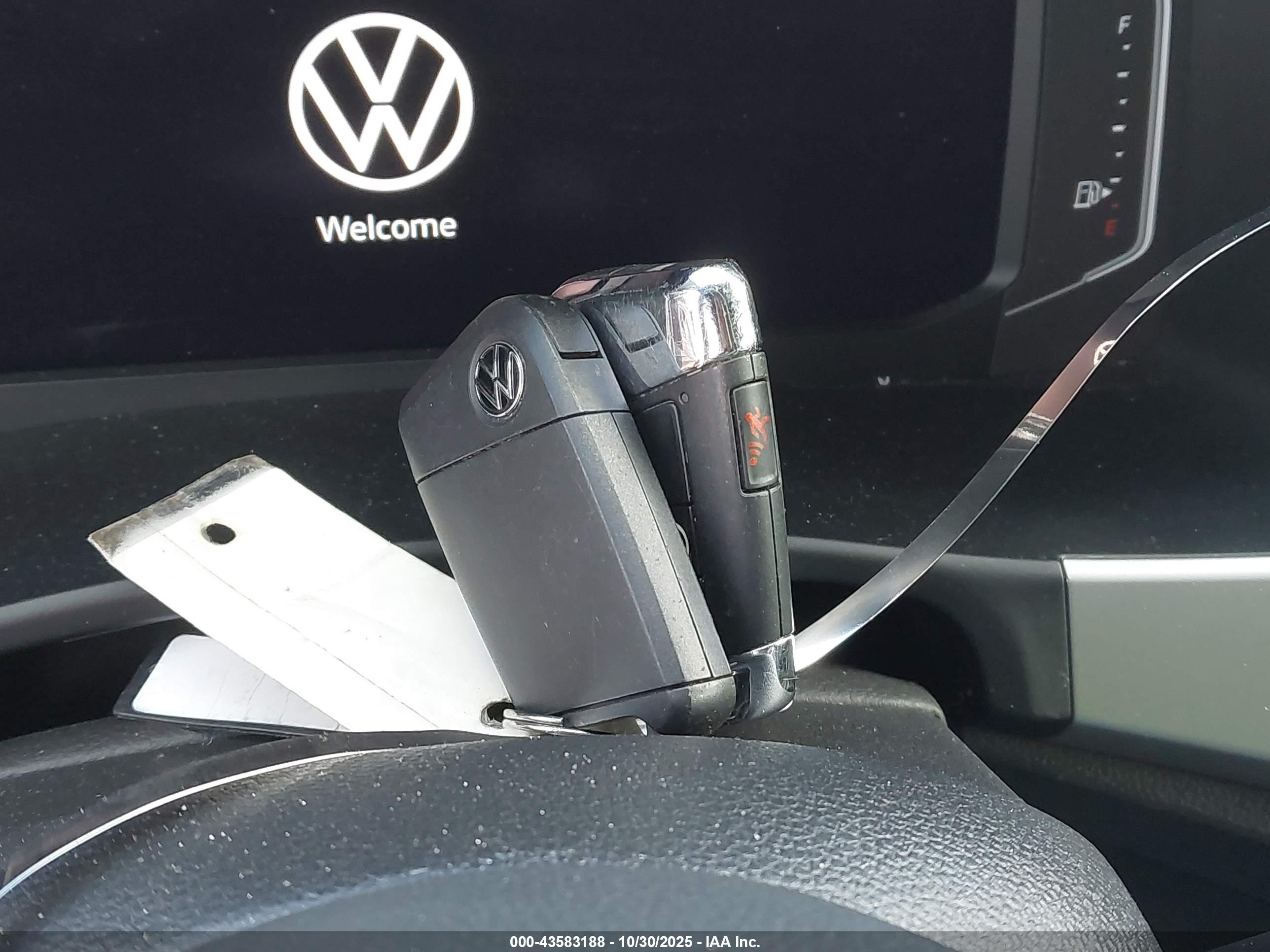 VOLKSWAGEN ATLAS image 11