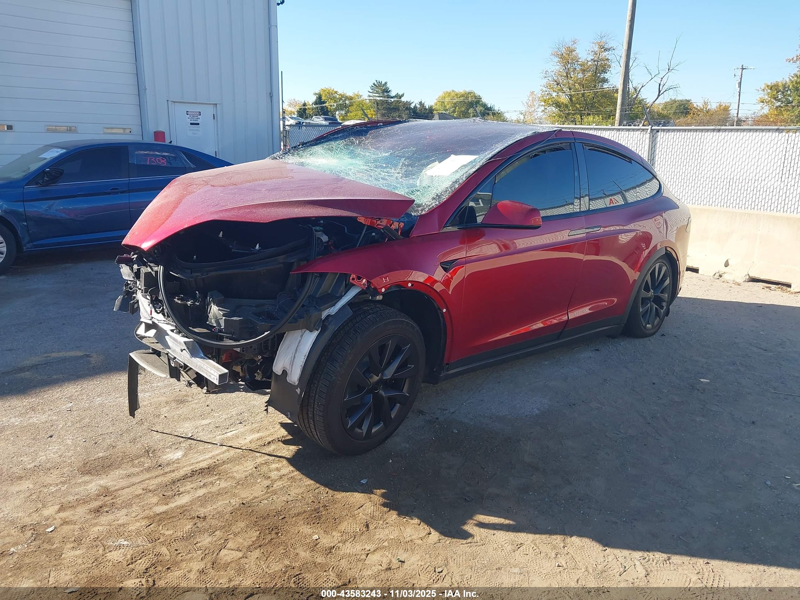 TESLA MODEL image 2