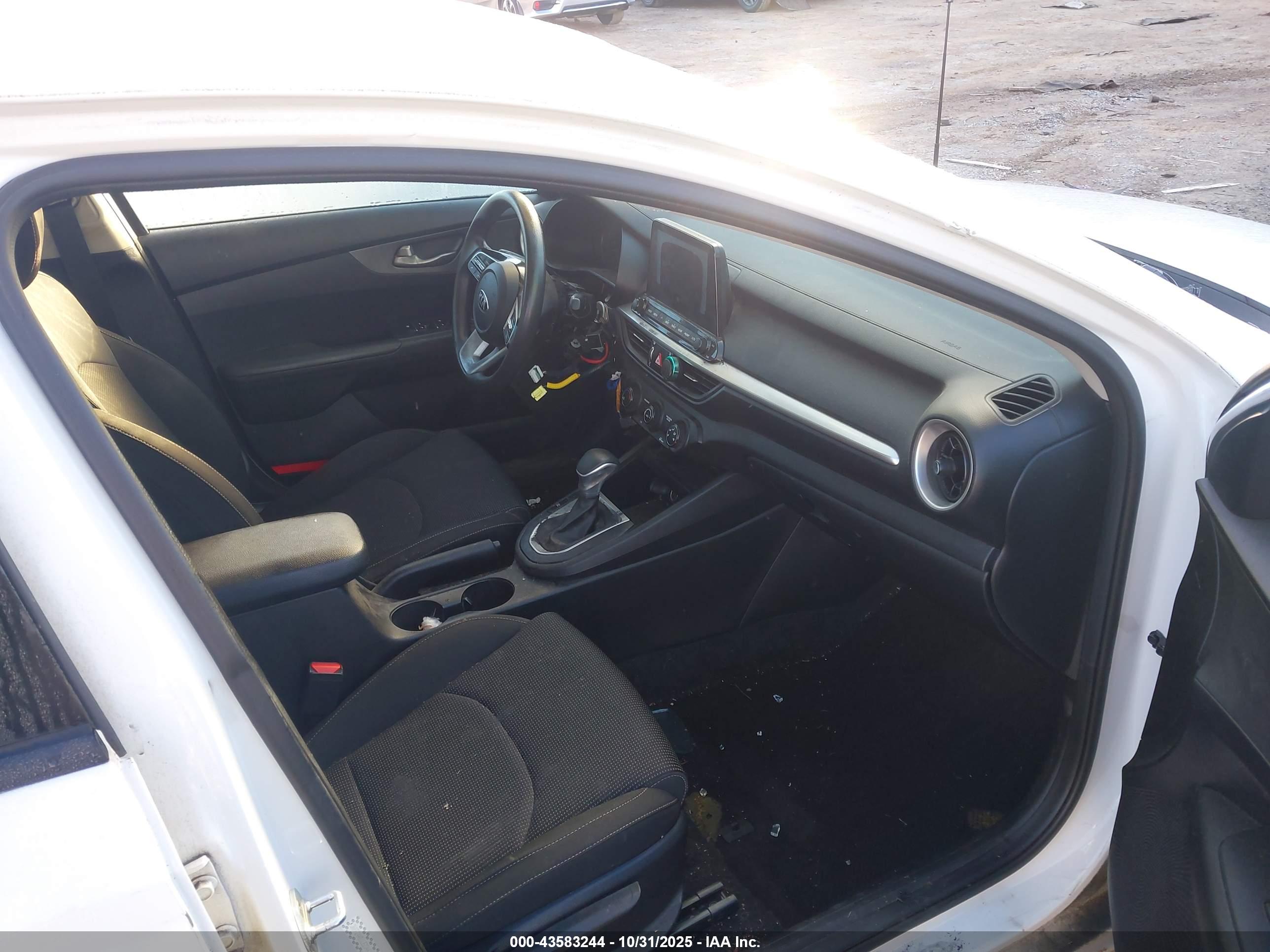 KIA FORTE image 5