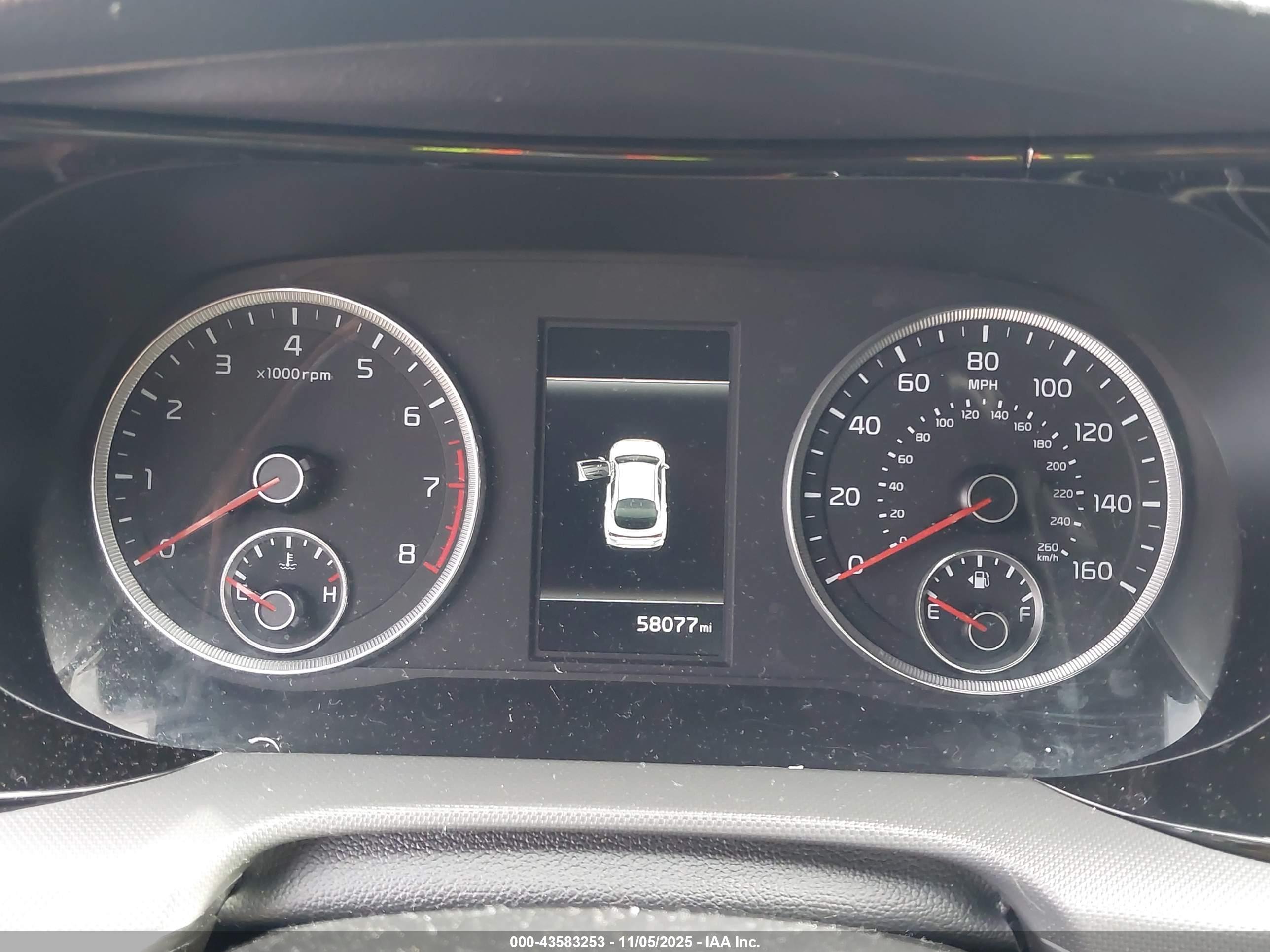 KIA K5 image 7