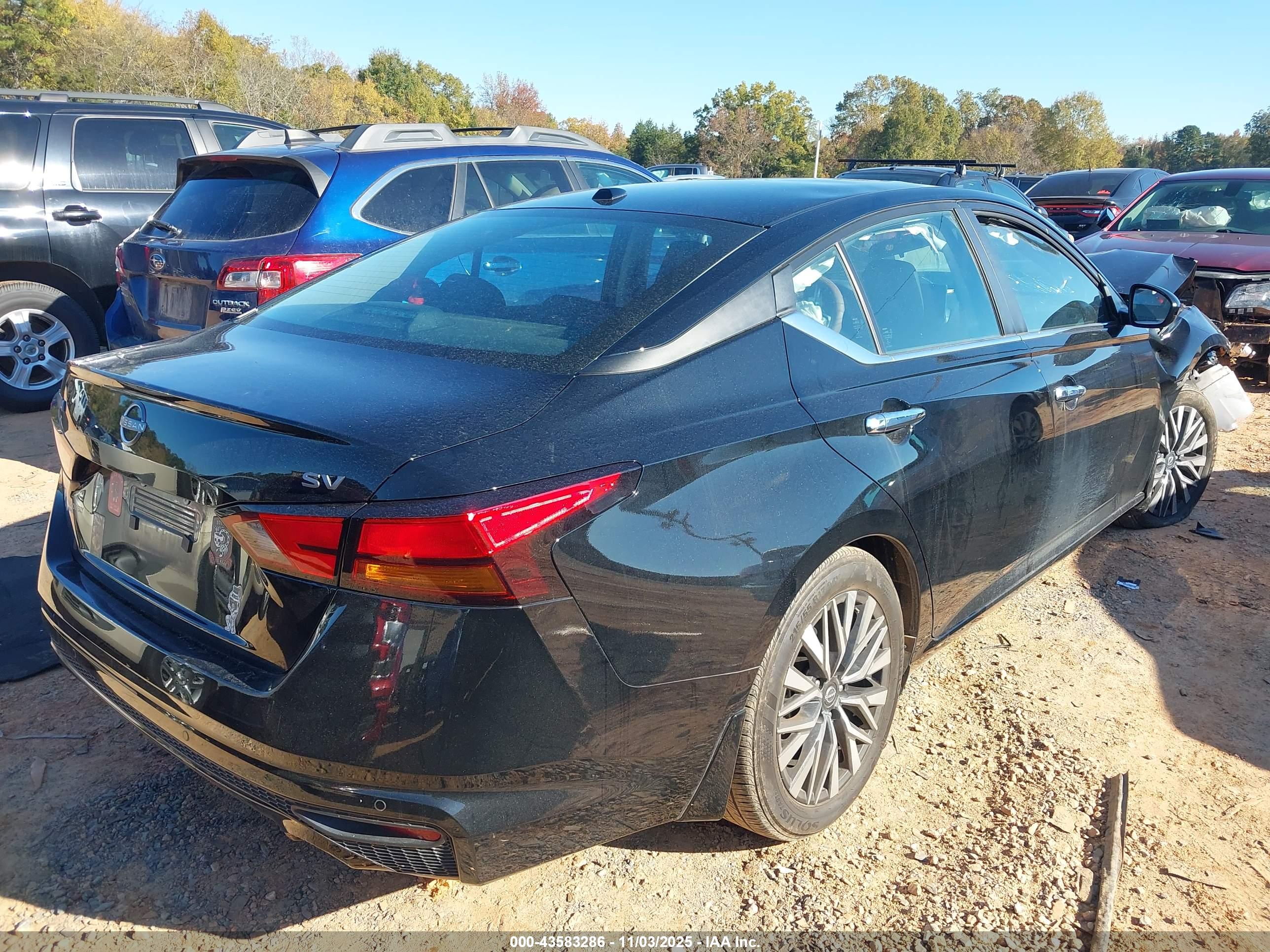 NISSAN ALTIMA image 4