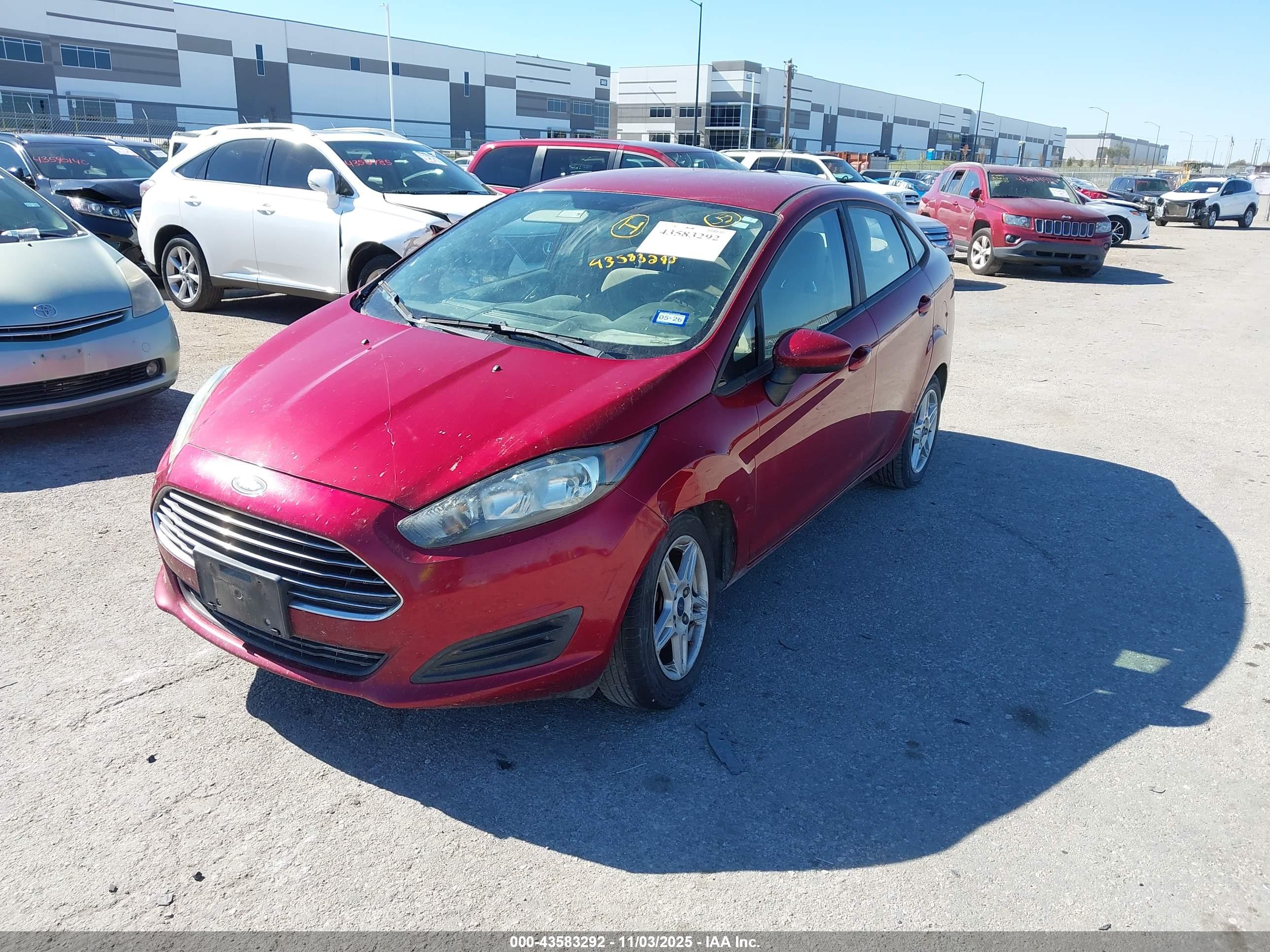 FORD FIESTA image 2