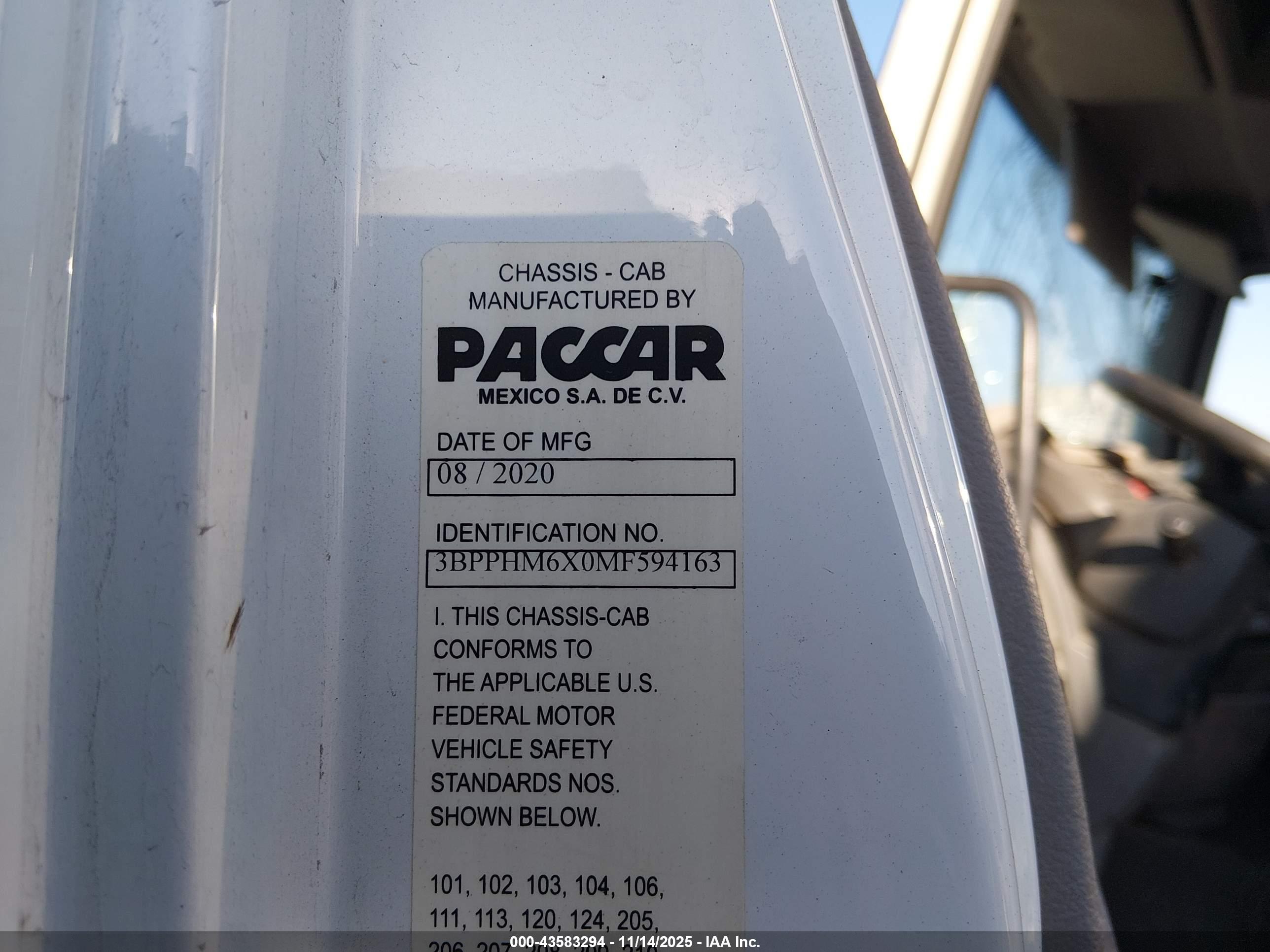 PETERBILT 220 image 9