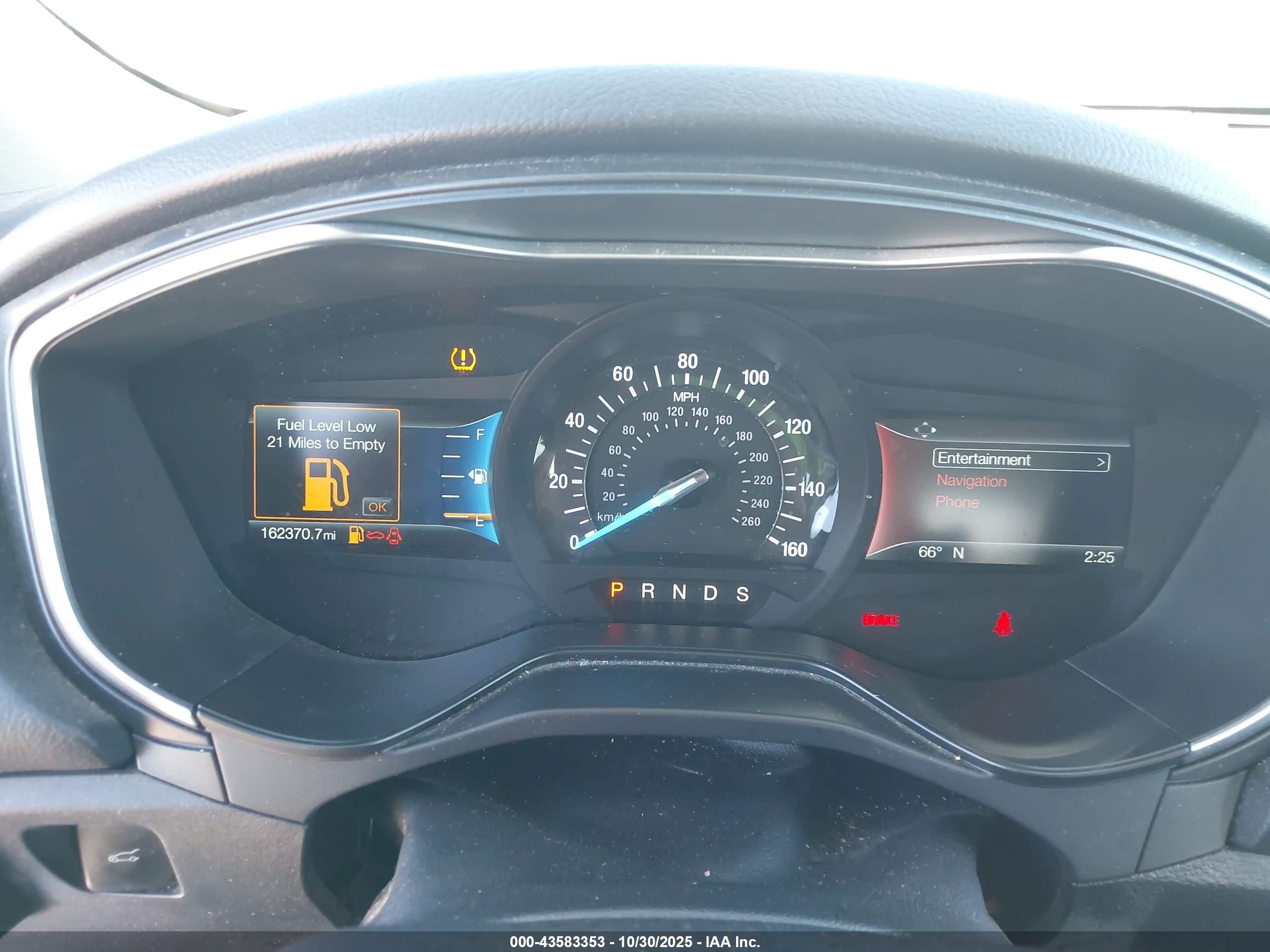 FORD FUSION image 7