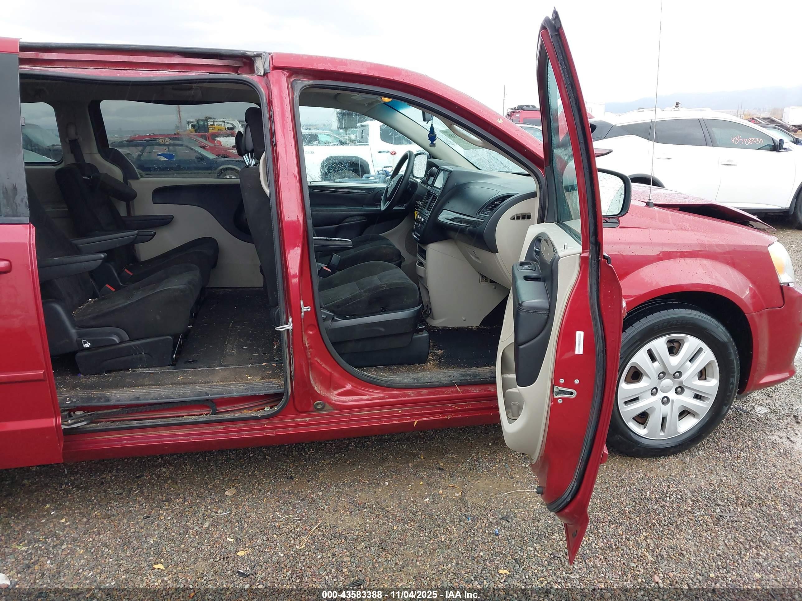 DODGE GRAND image 5