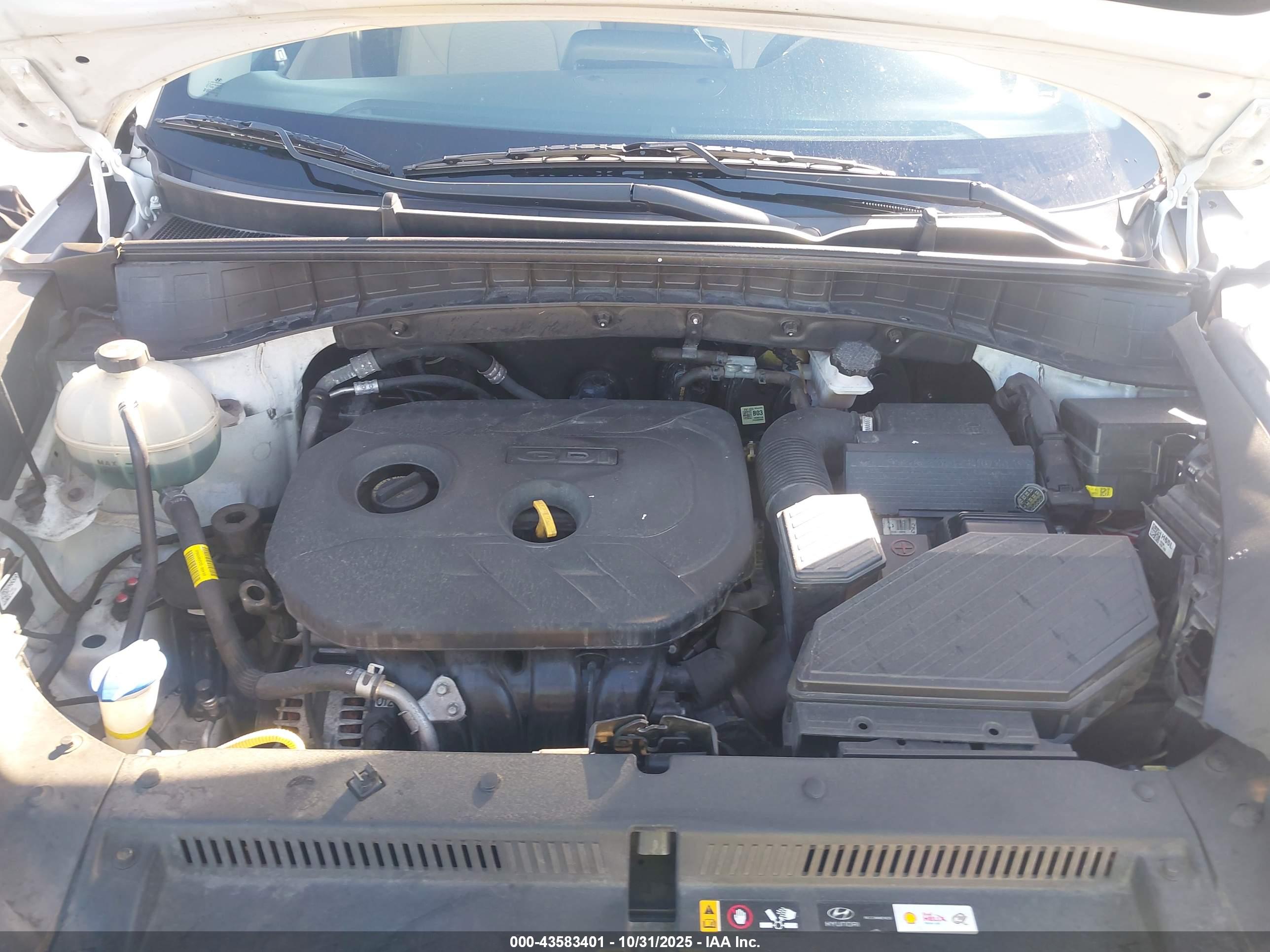 HYUNDAI TUCSON image 10