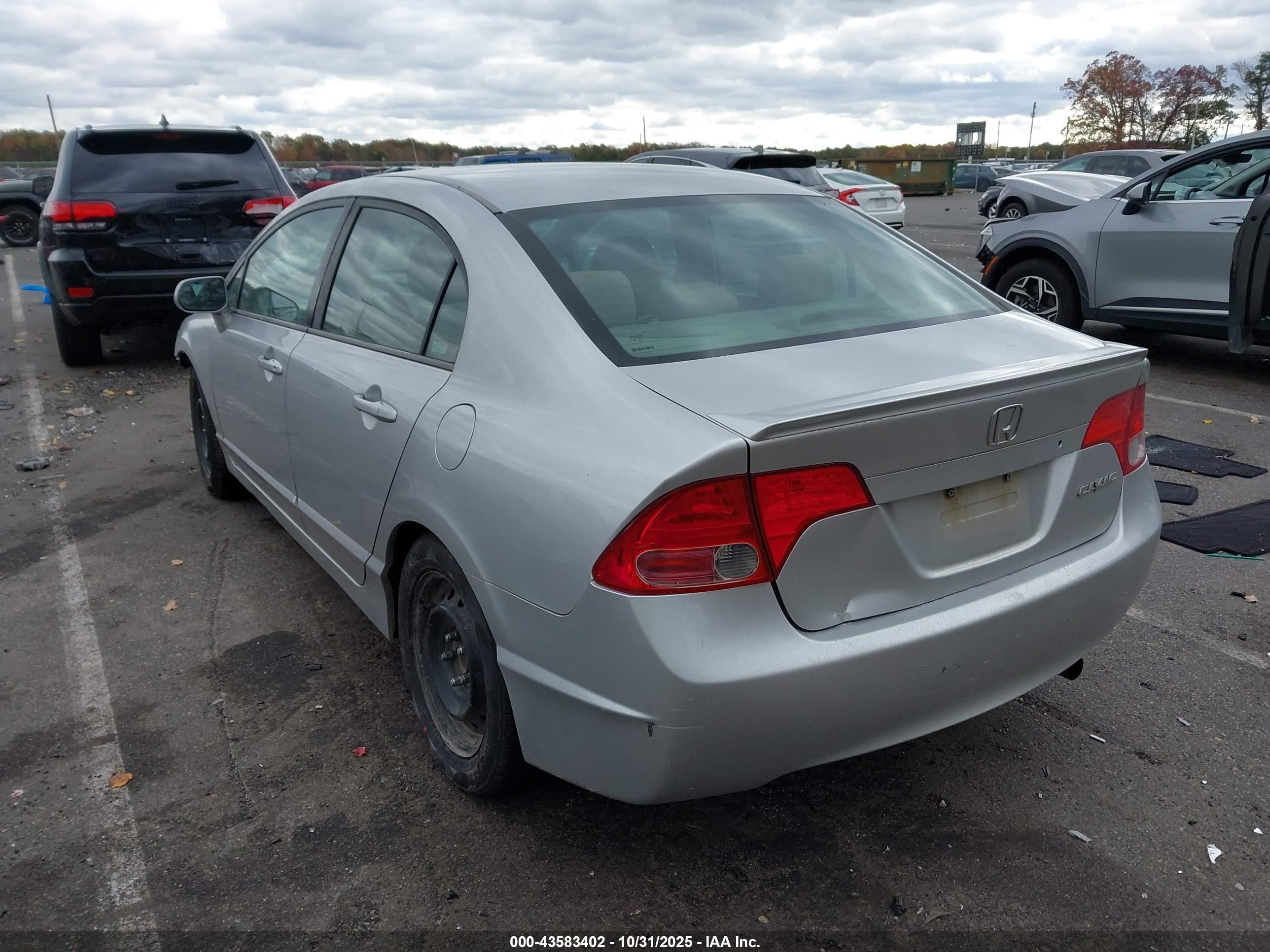 HONDA CIVIC image 3