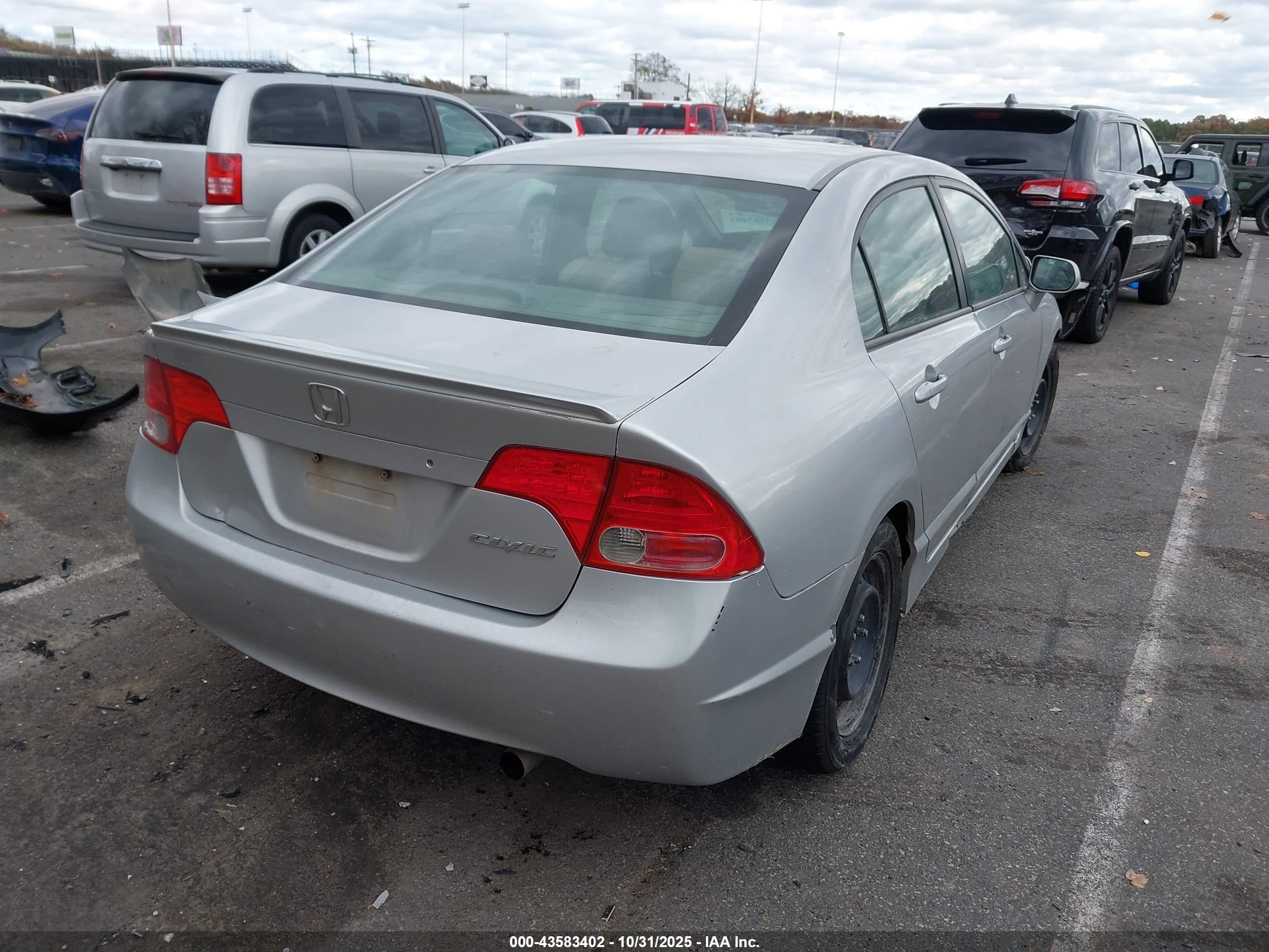 HONDA CIVIC image 4