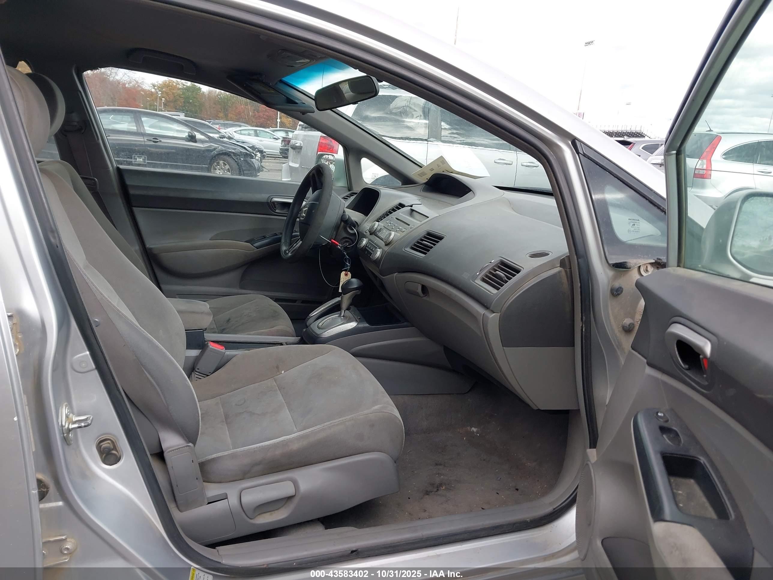 HONDA CIVIC image 5