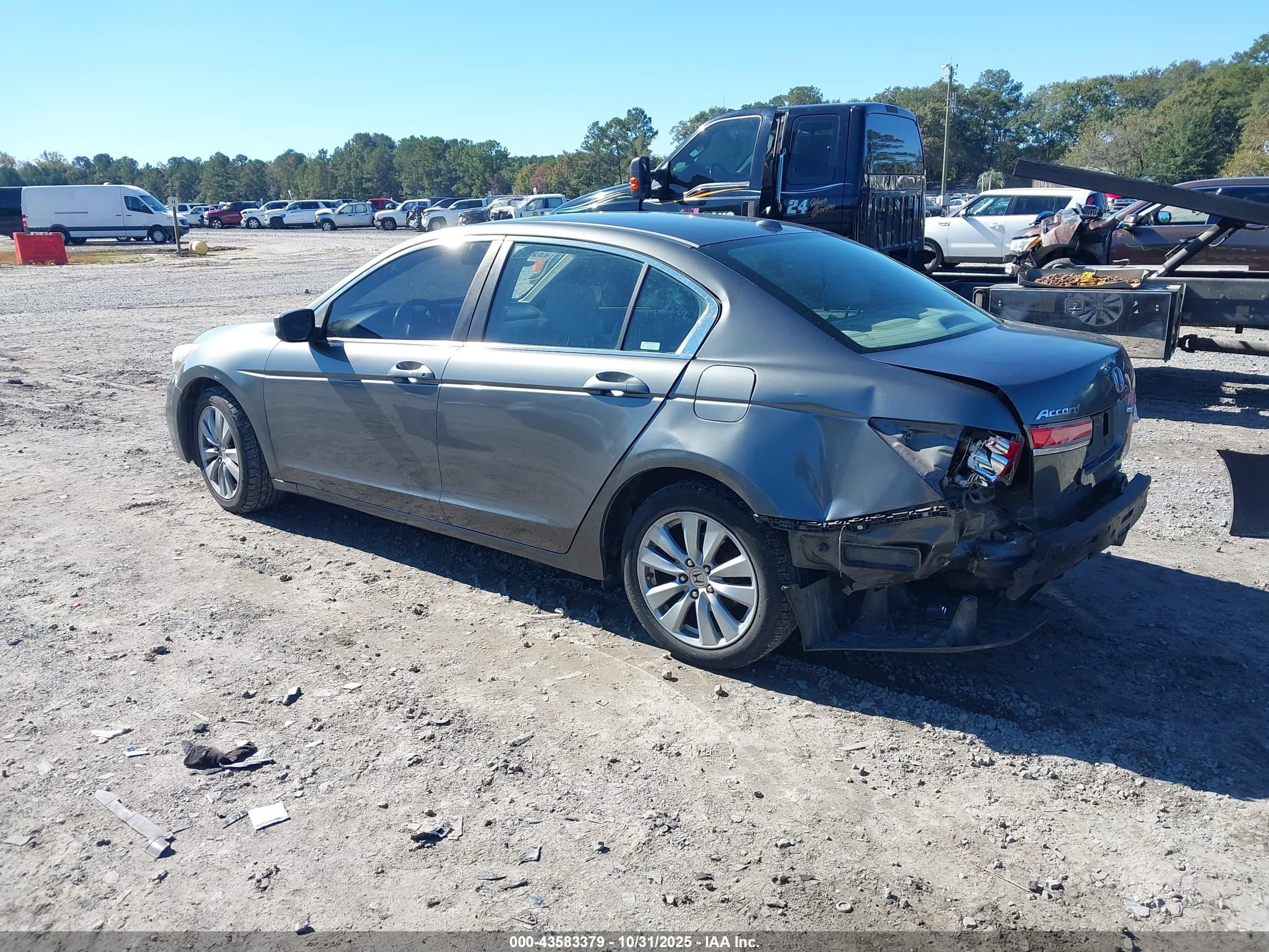 HONDA ACCORD image 3