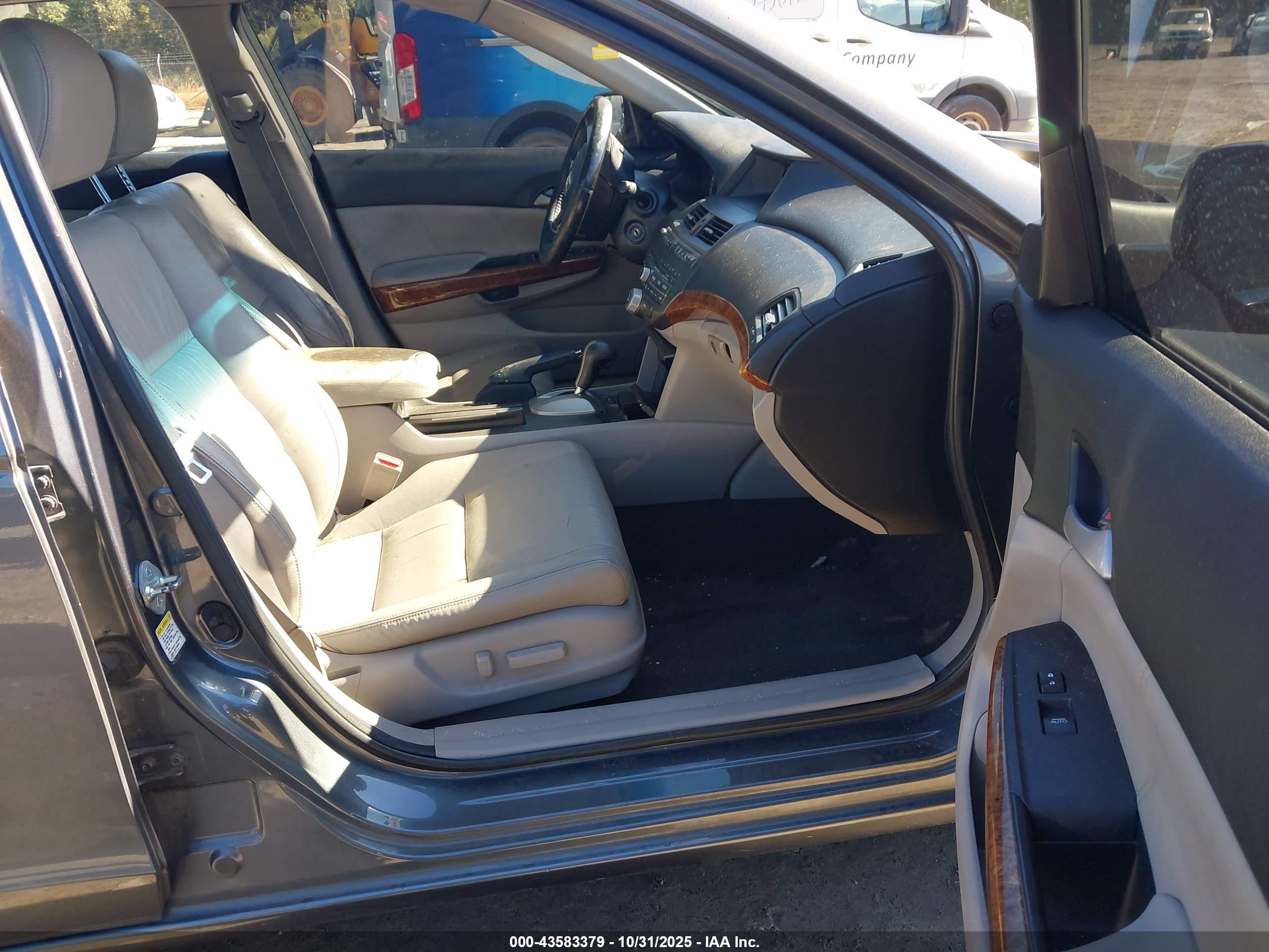 HONDA ACCORD image 5
