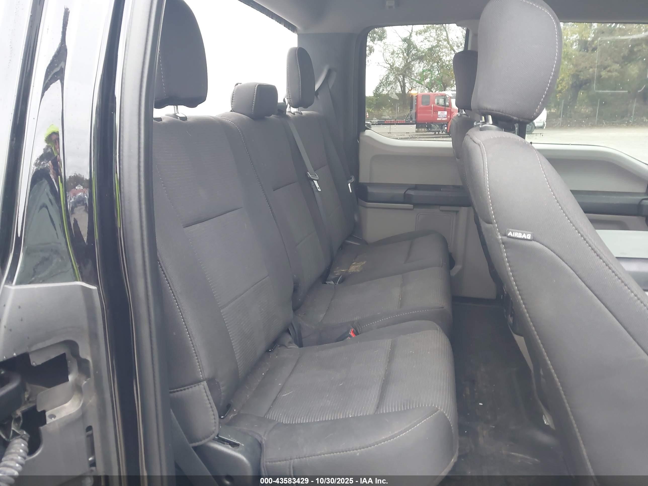 FORD F-150 image 8