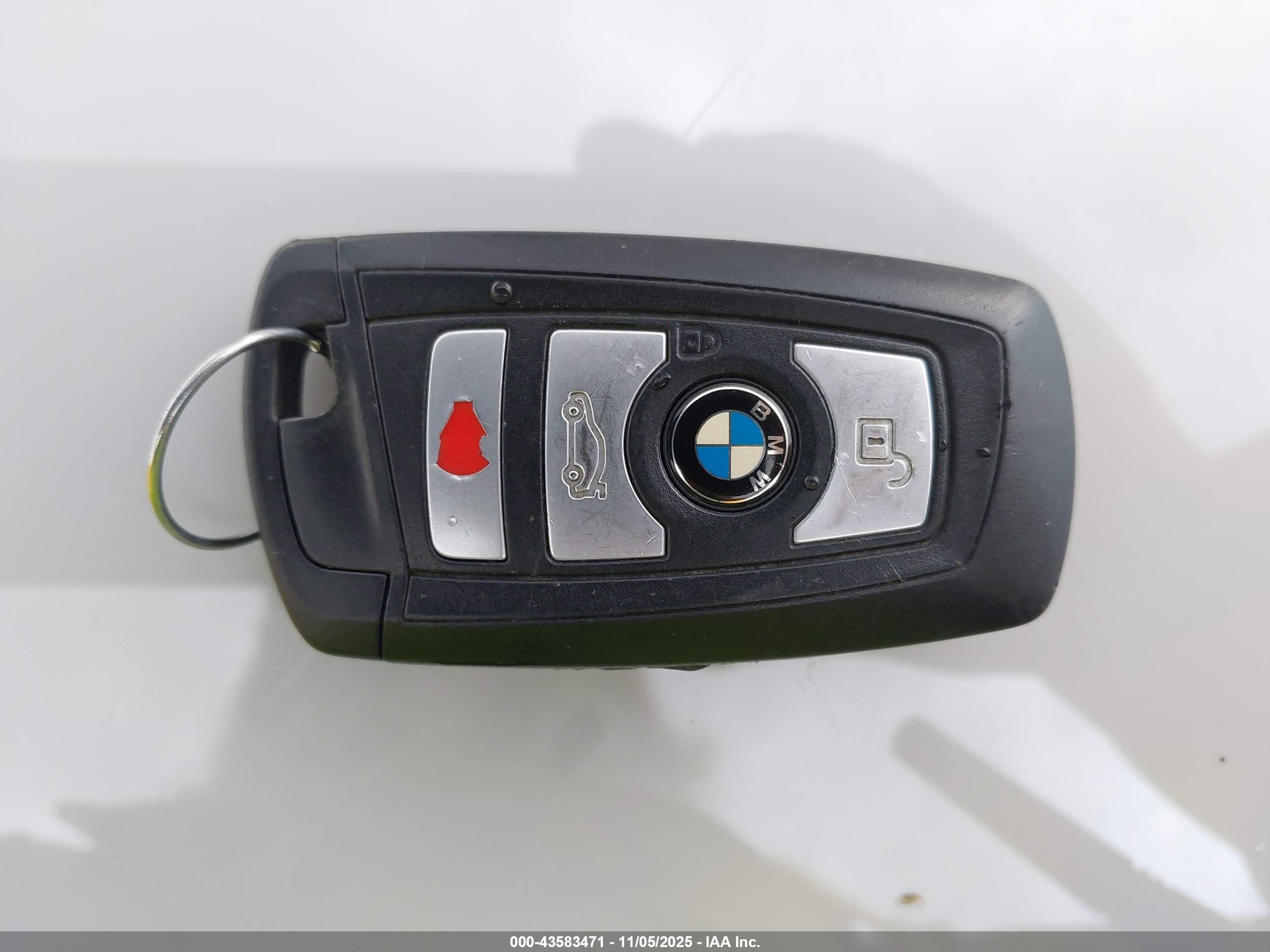 BMW 550I image 11