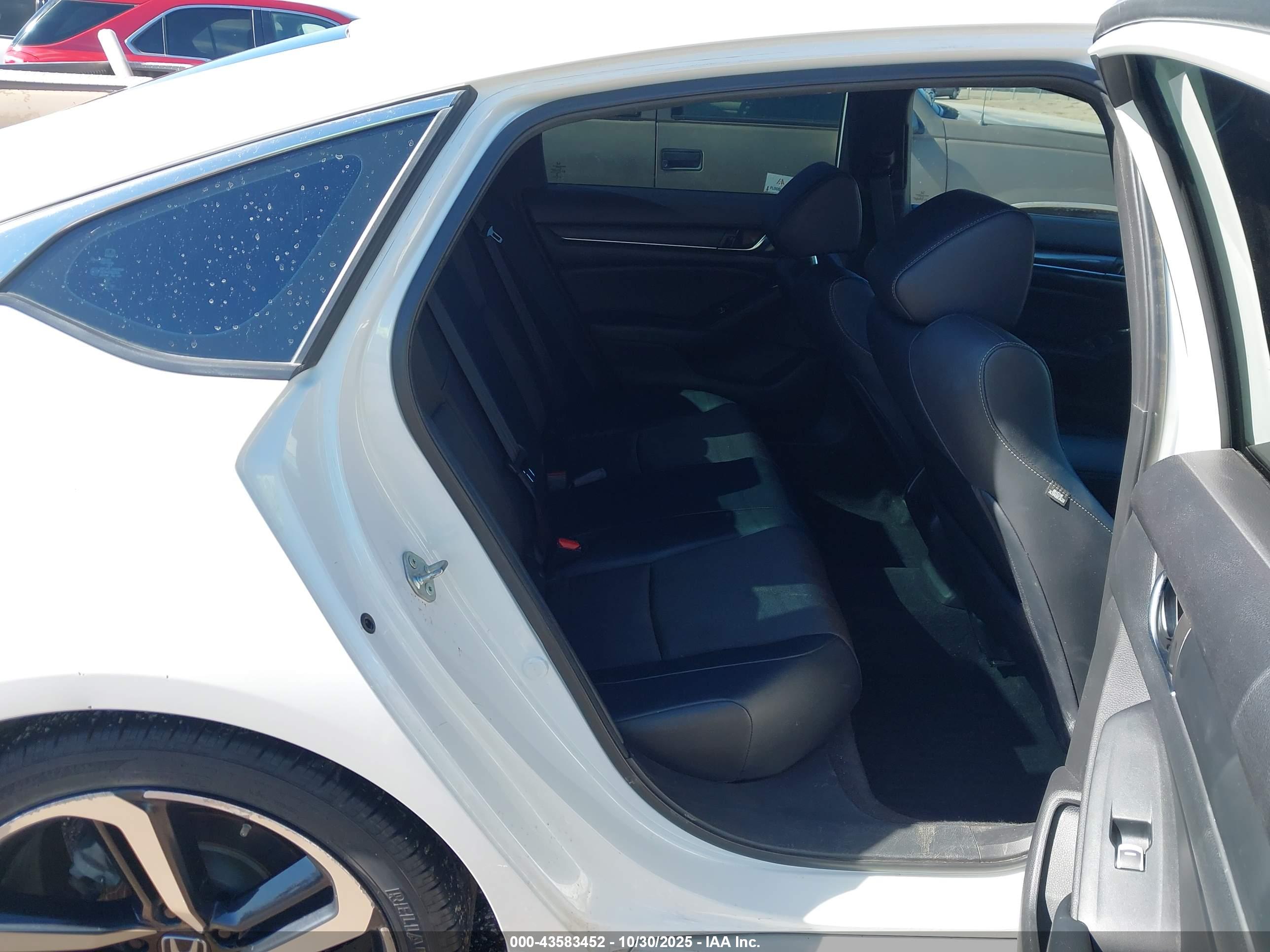 HONDA ACCORD image 8