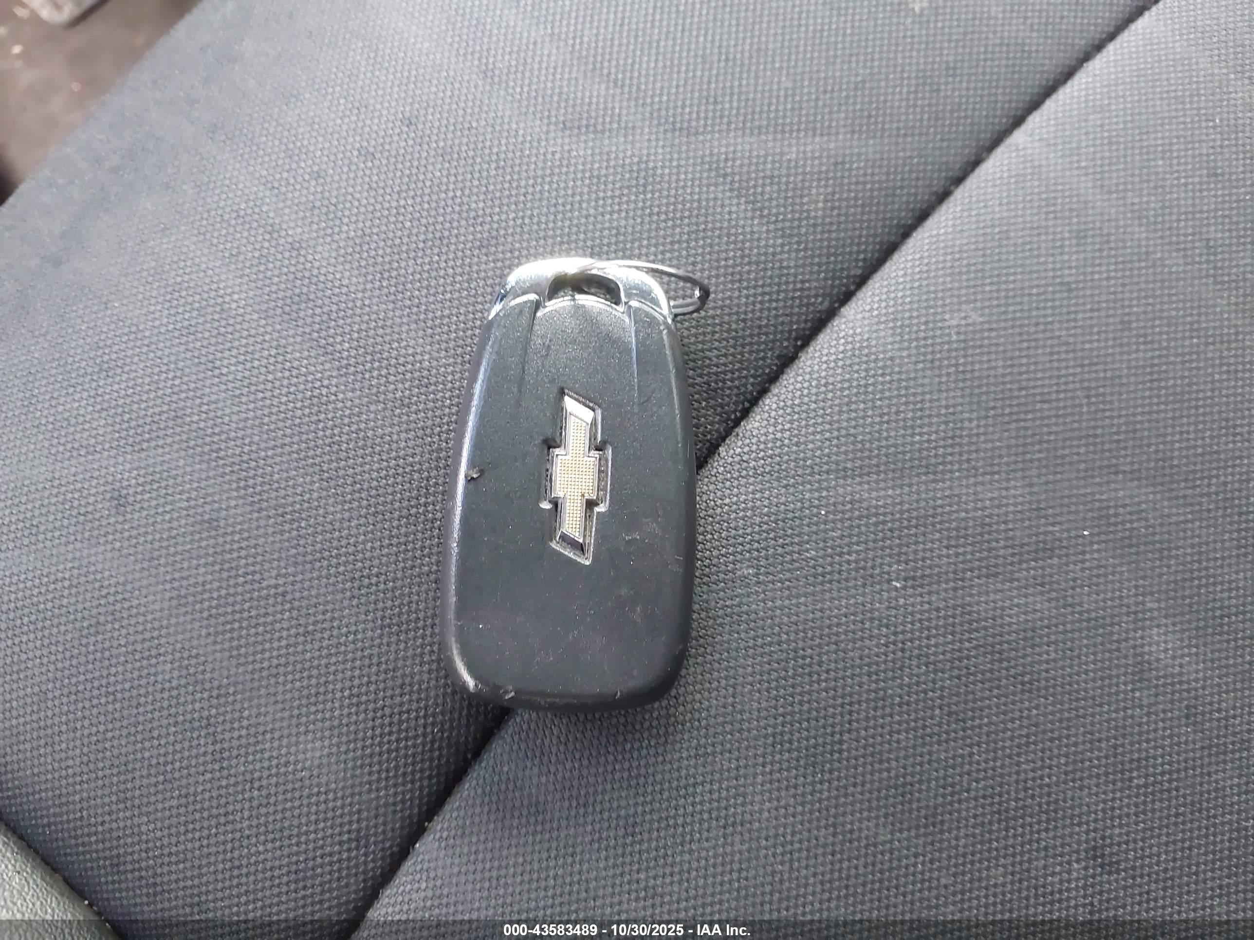 CHEVROLET TRAX image 11