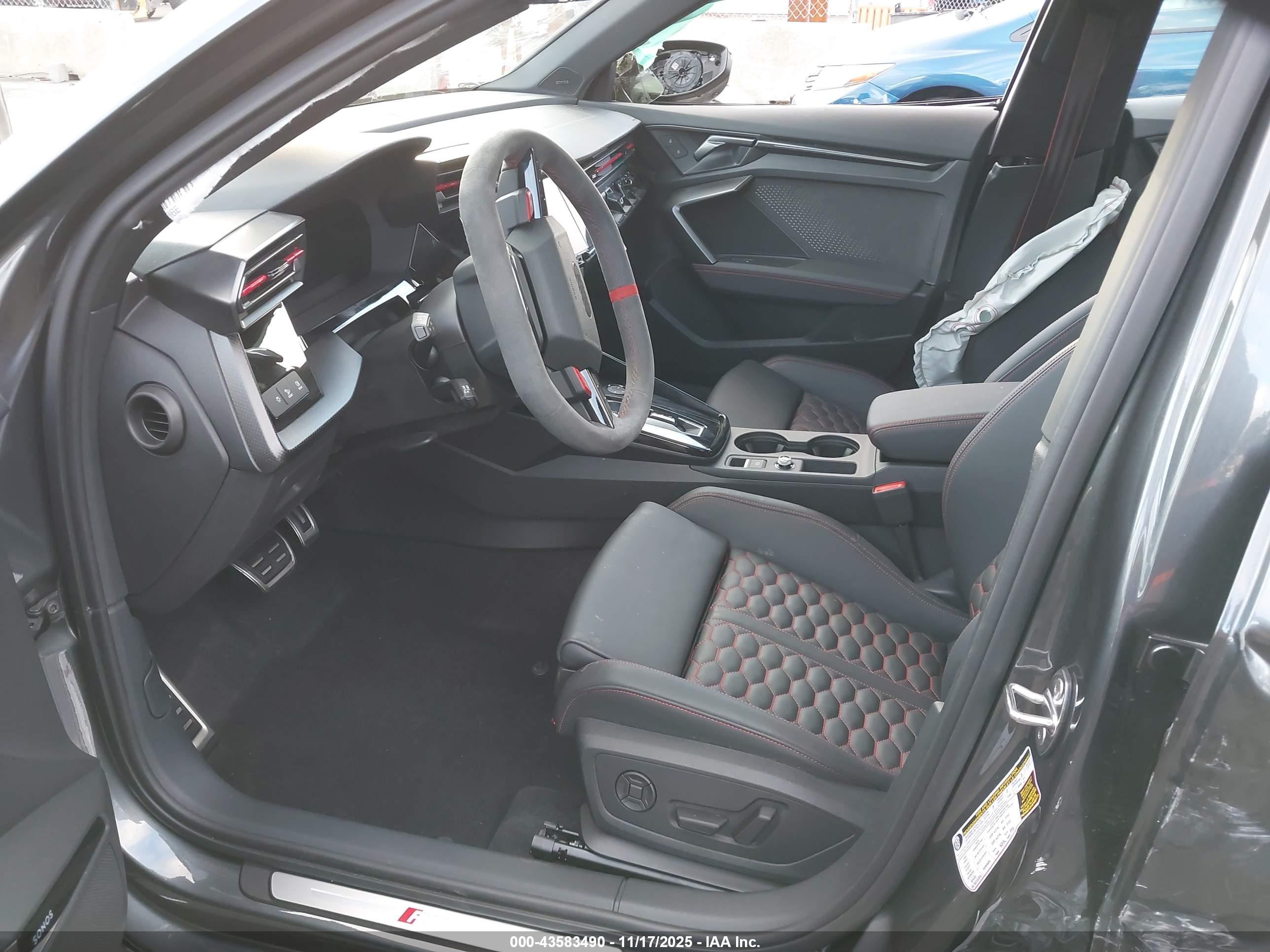 AUDI RS image 5