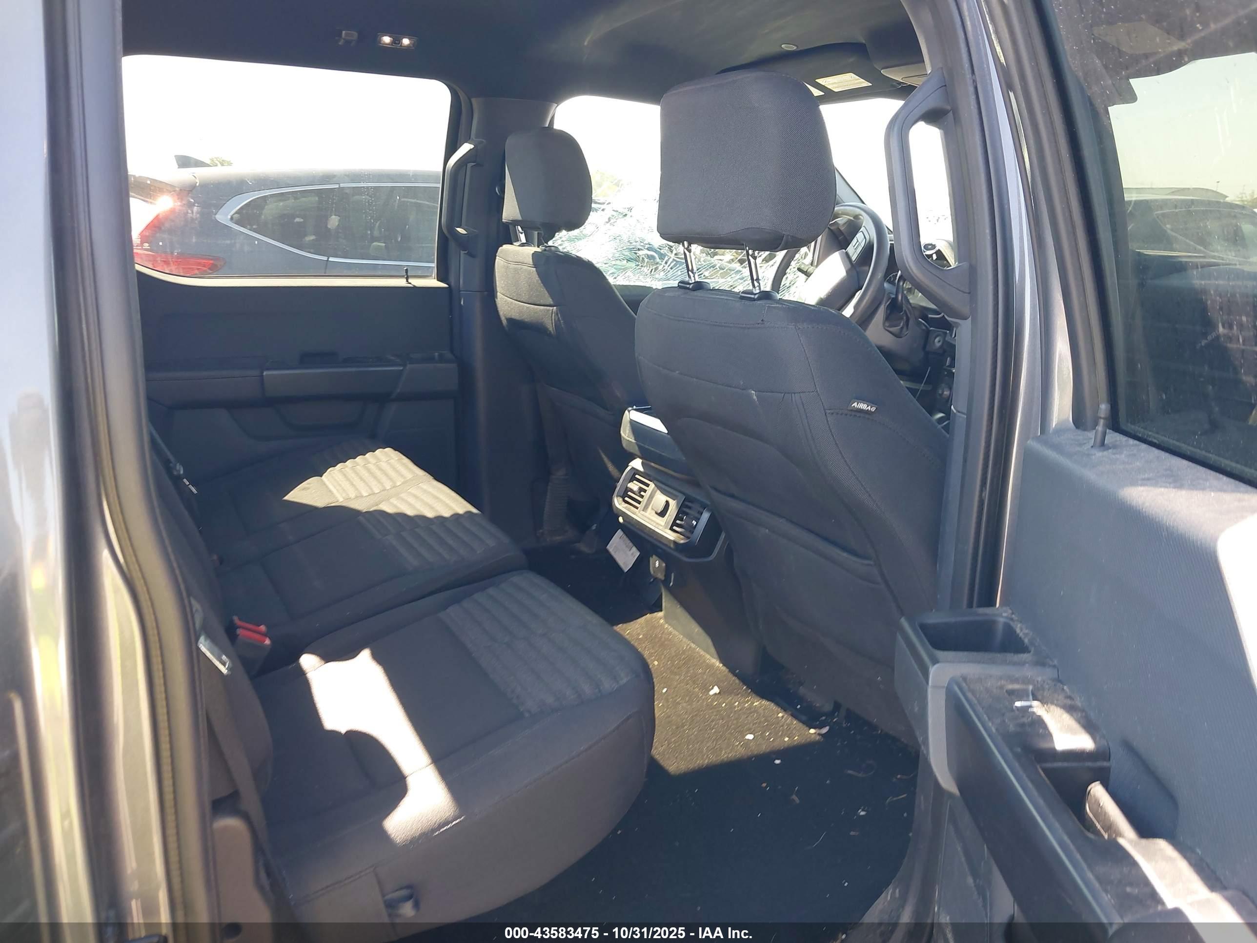 FORD F-150 image 8