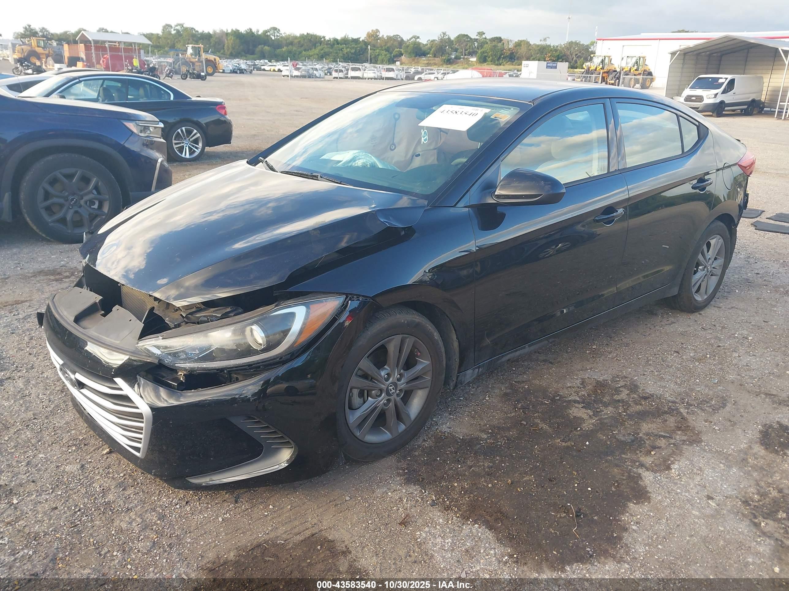 HYUNDAI ELANTRA image 2